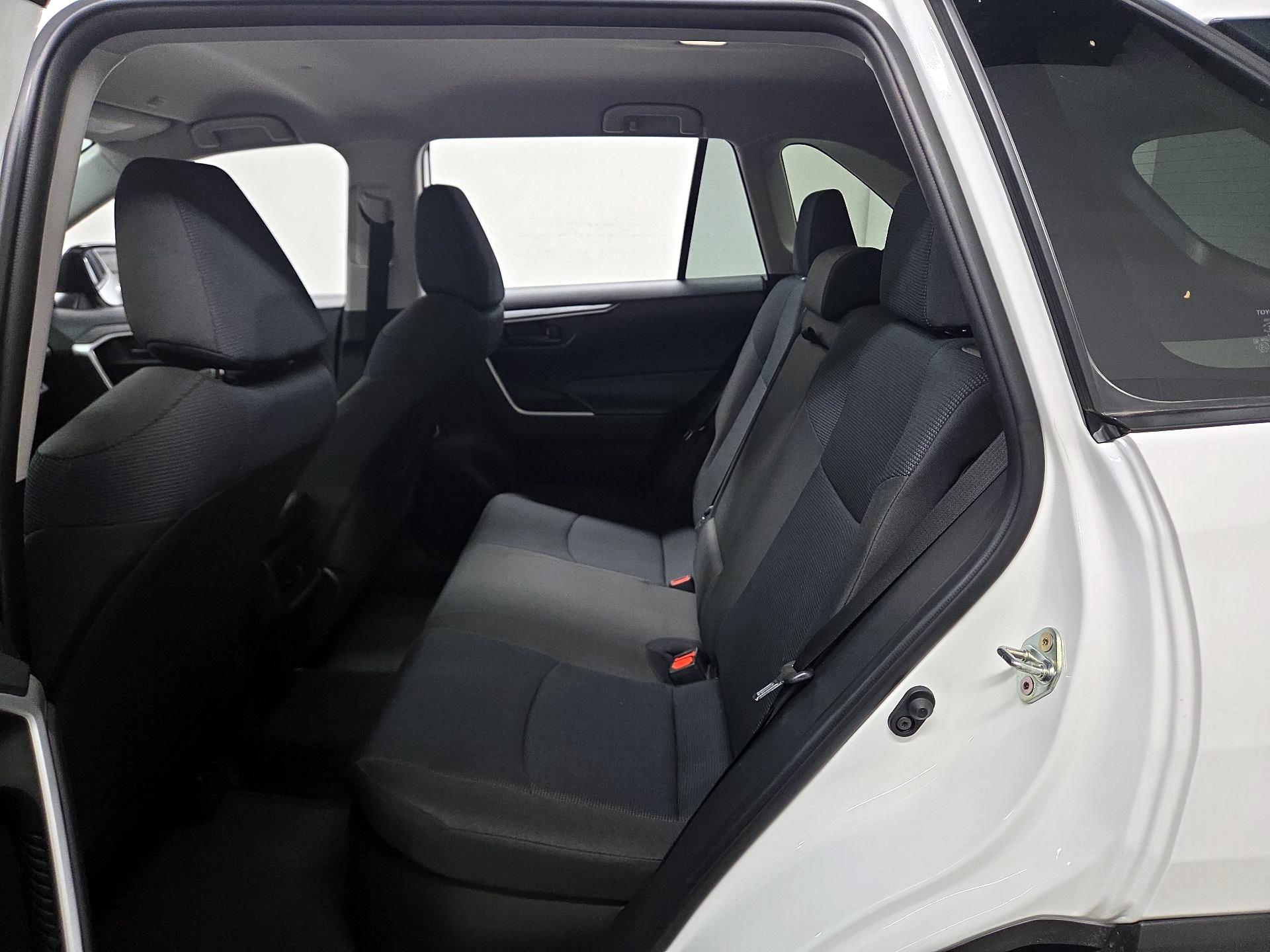 Thumbnail: 2025 Toyota RAV4 - 16