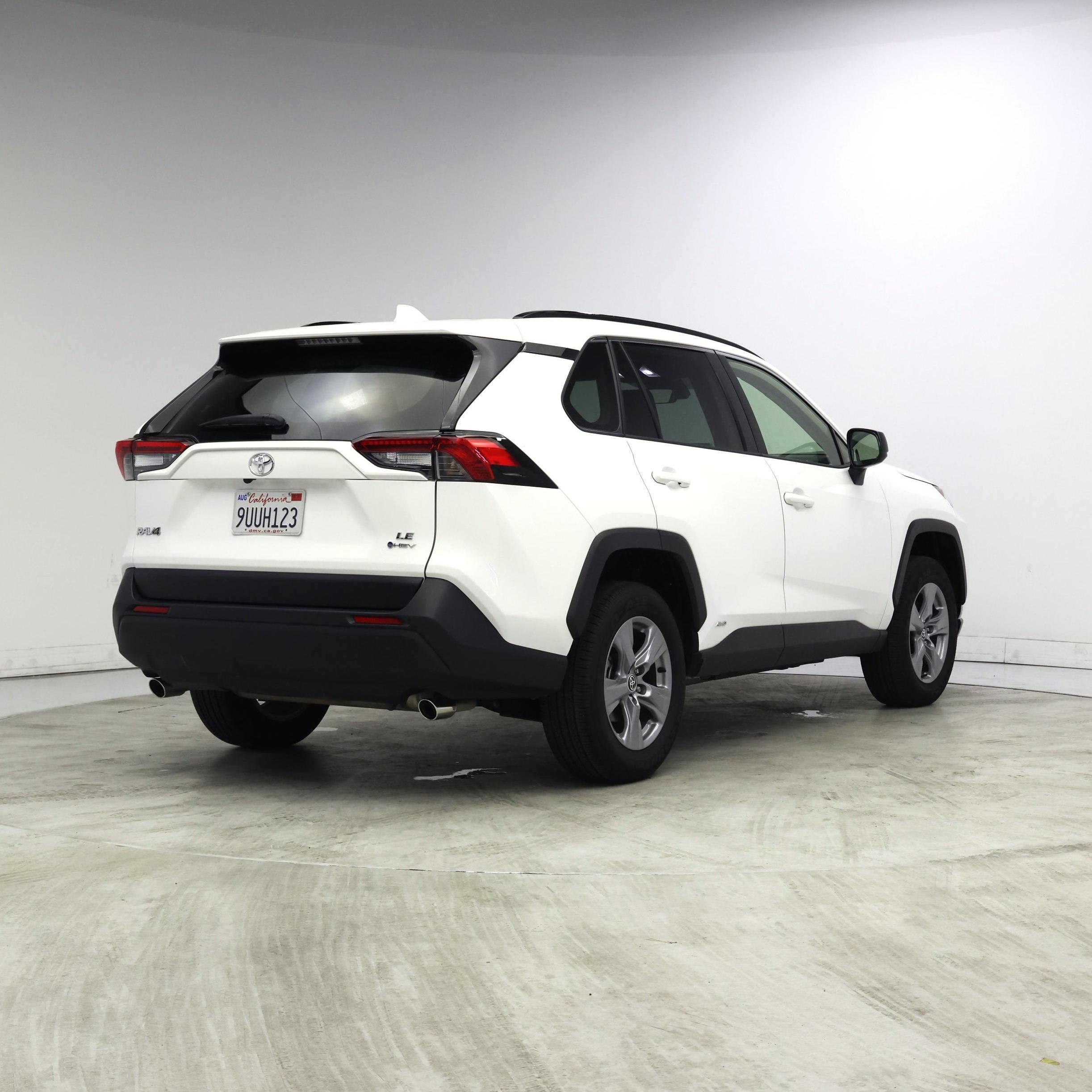 Thumbnail: 2025 Toyota RAV4 - 8