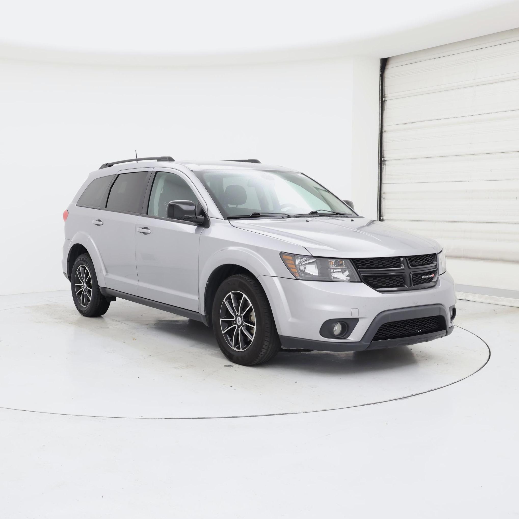 Silver 2018 Dodge Journey SUV / Crossover Front-Wheel Drive Automatic