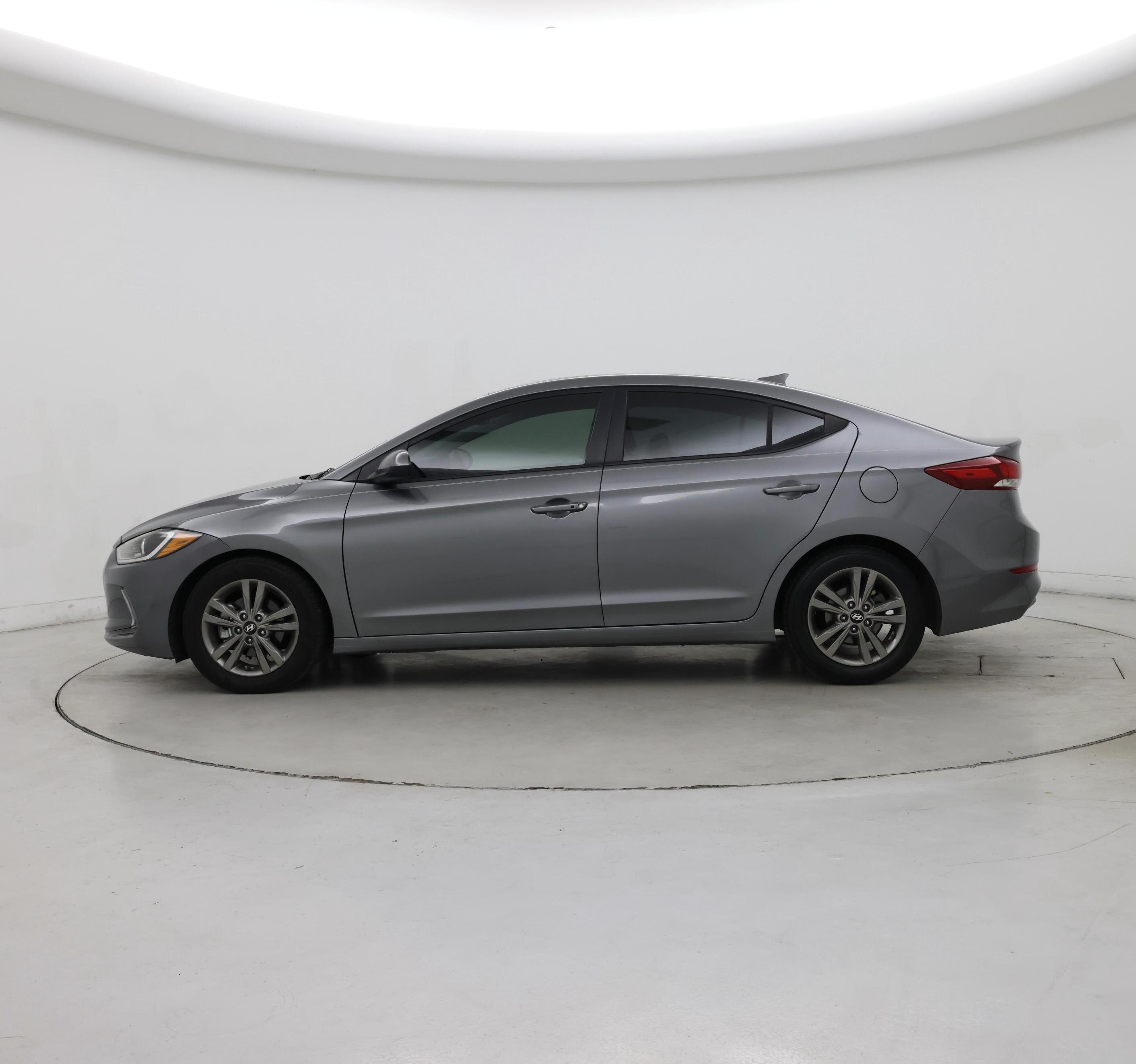 Thumbnail: 2018 Hyundai Elantra - 3