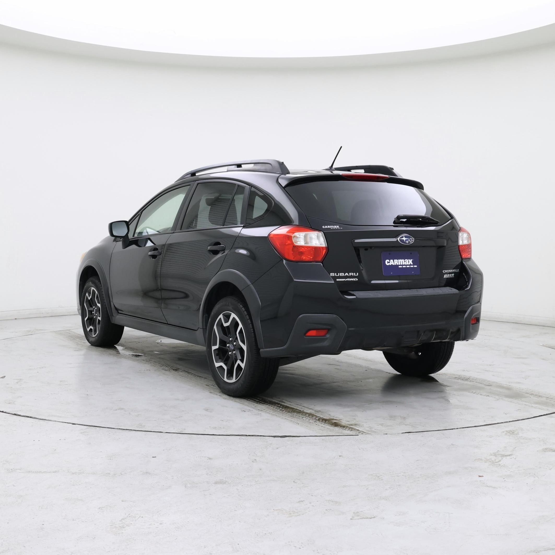 Thumbnail: 2017 Subaru Crosstrek - 2