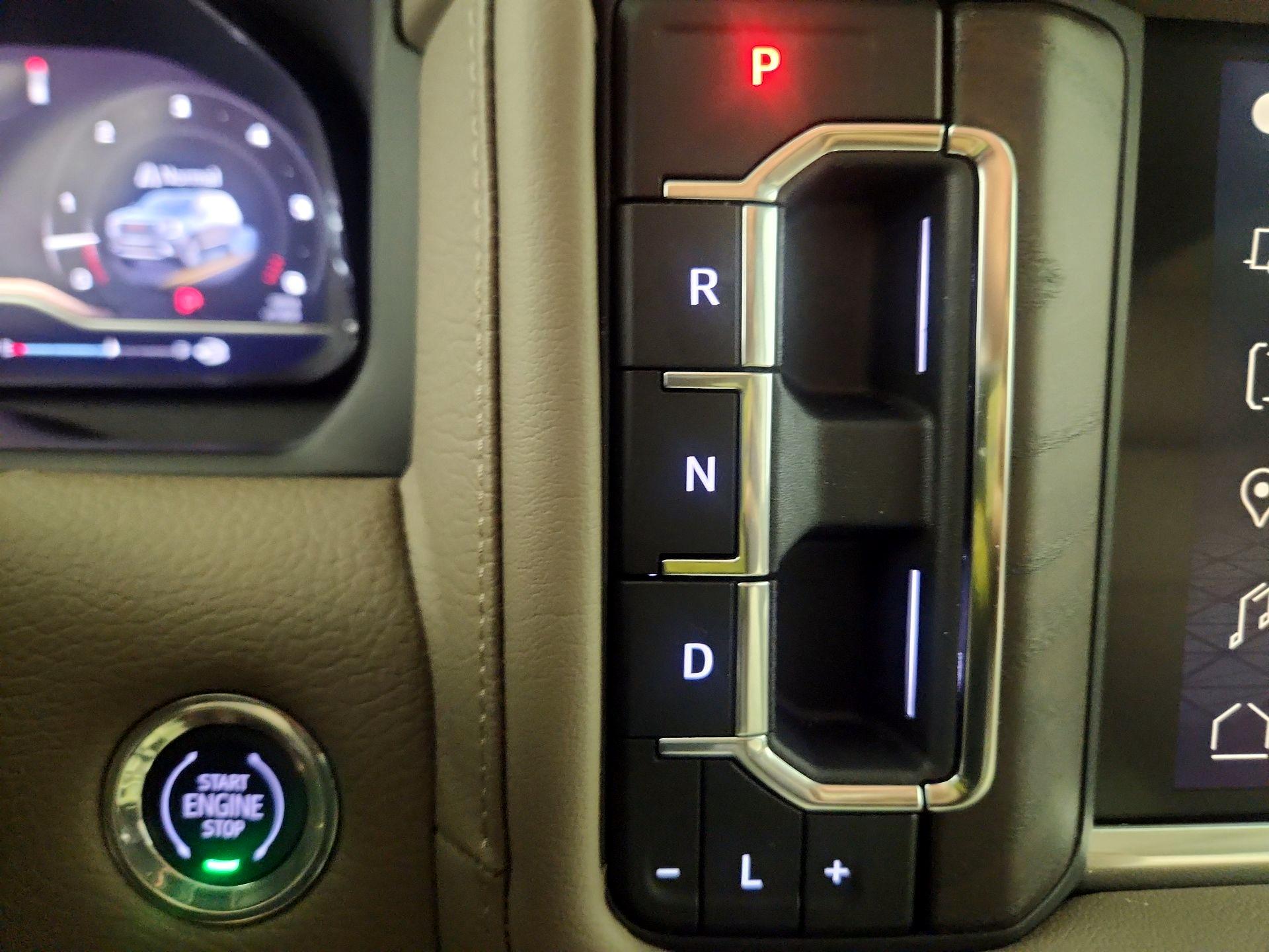 Thumbnail: 2023 GMC Yukon - 17