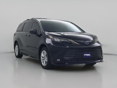 2023 Toyota Sienna Hybrid XLE