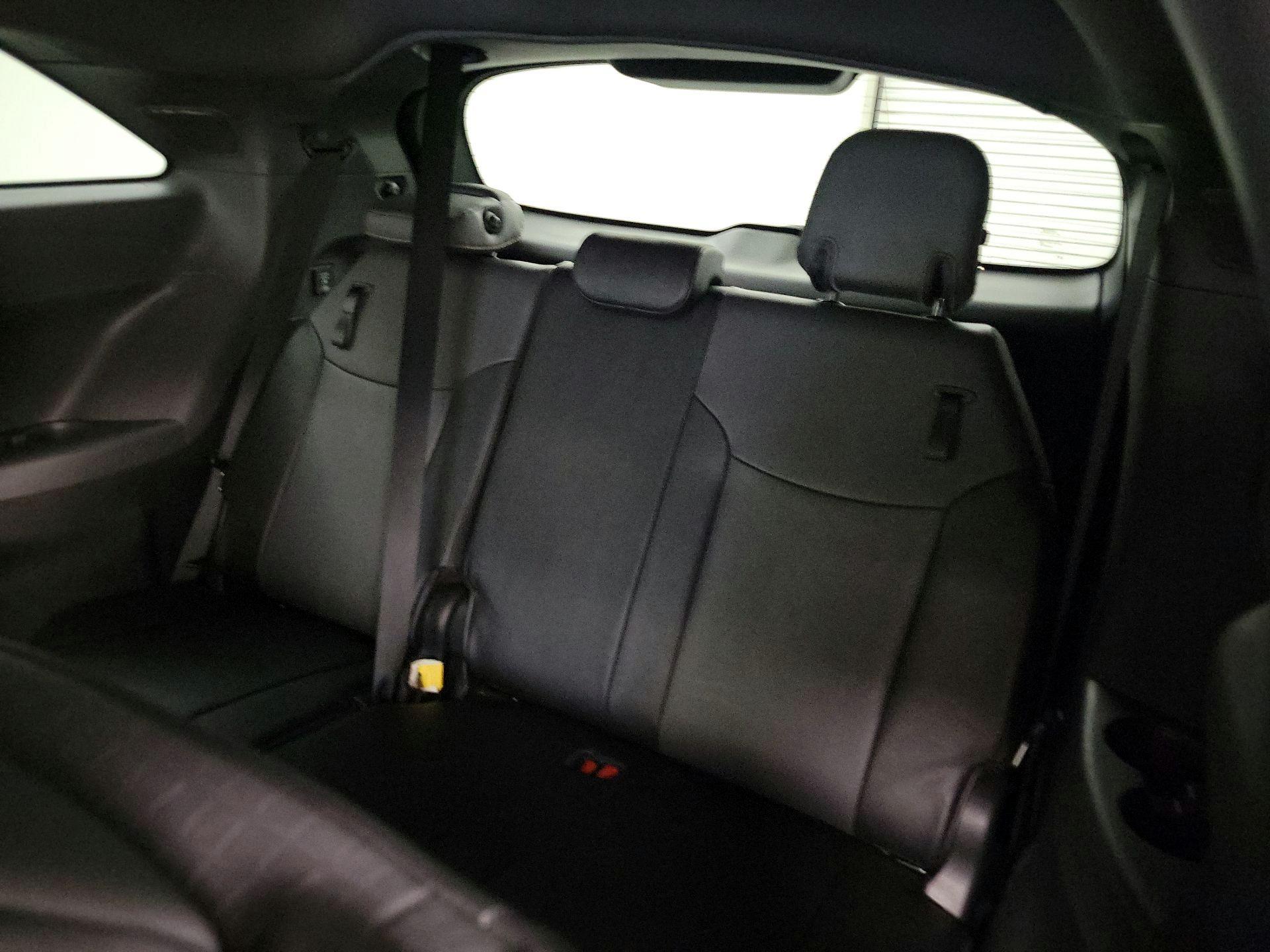 Thumbnail: 2023 Toyota Sienna - 20