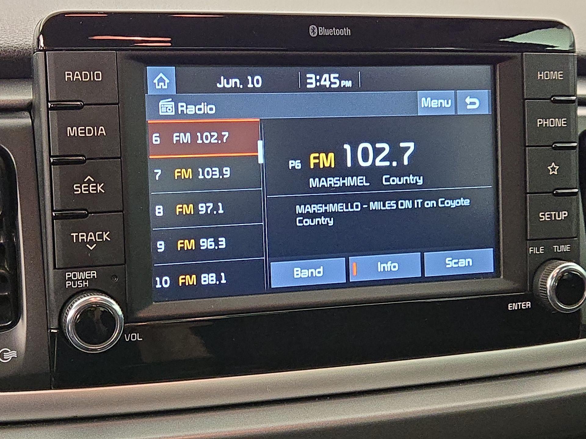 Thumbnail: 2019 Kia Rio - 15