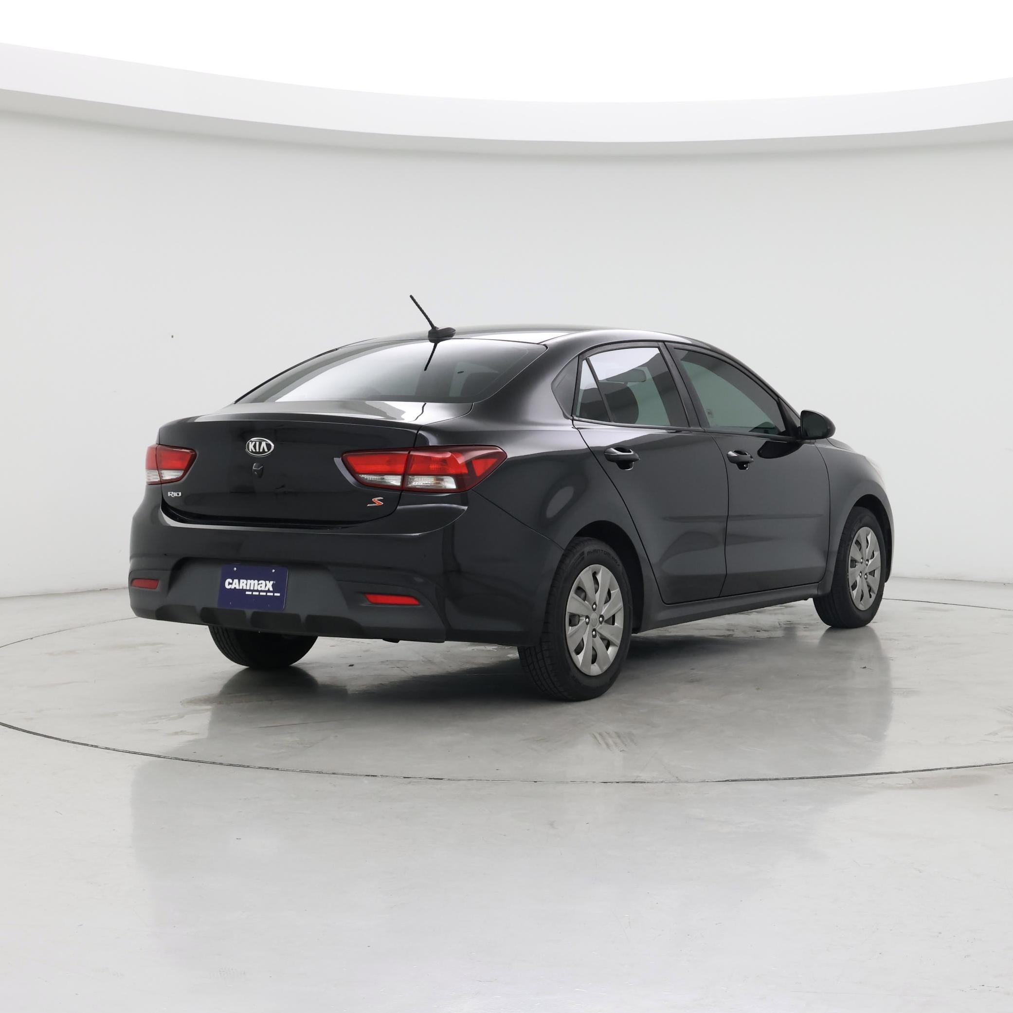 Thumbnail: 2019 Kia Rio - 8