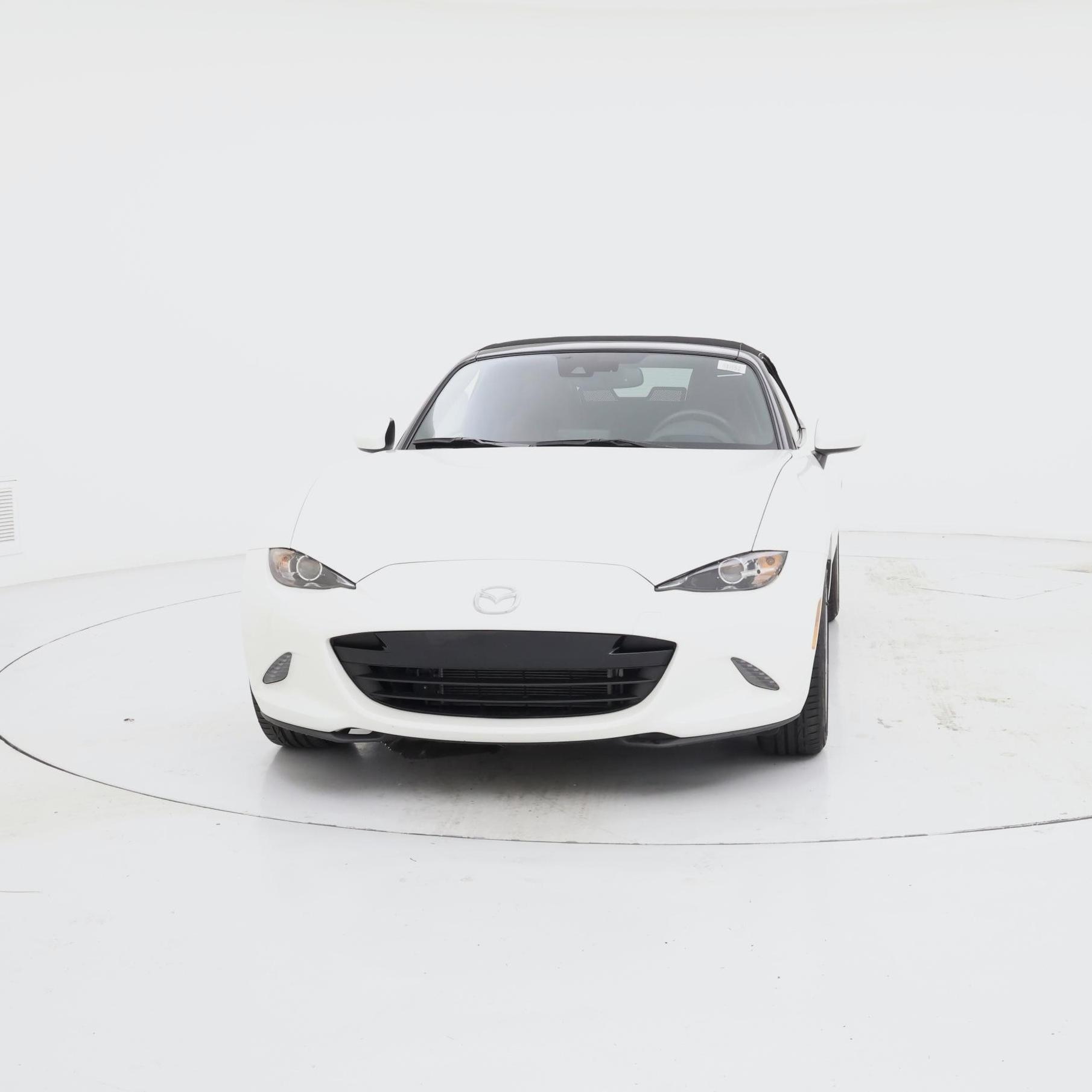 Thumbnail: 2022 Mazda MX-5 Miata - 5