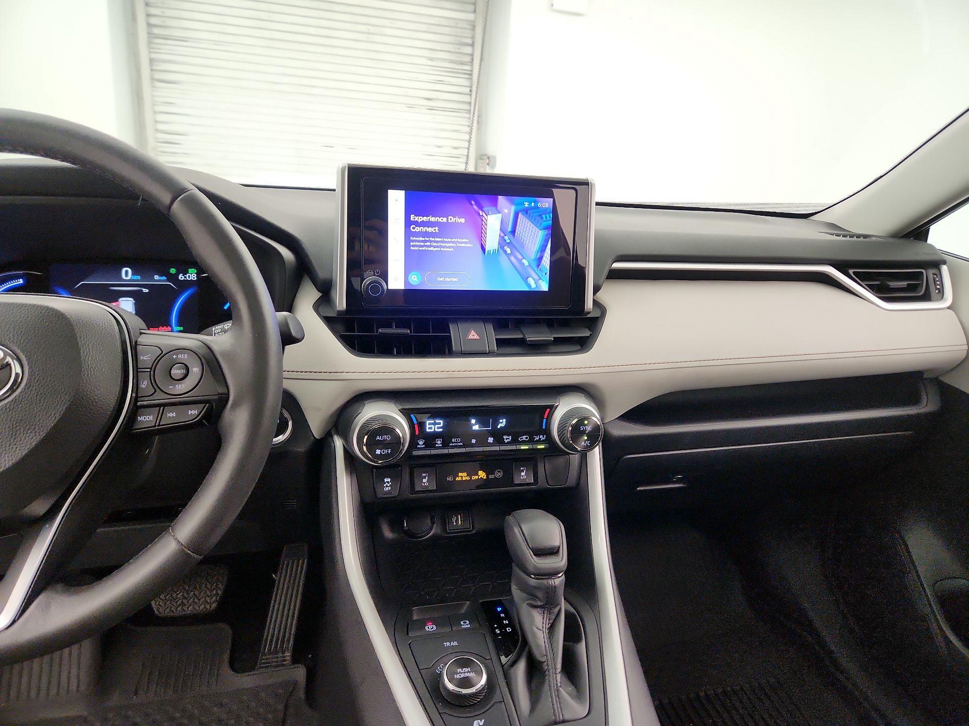 Thumbnail: 2024 Toyota RAV4 - 9