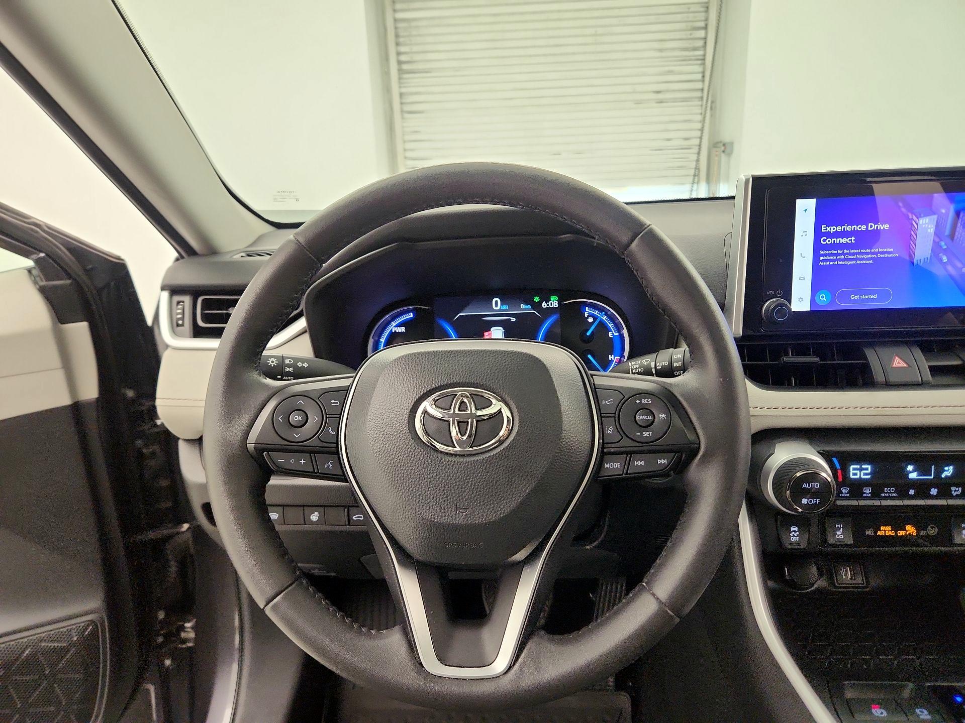 Thumbnail: 2024 Toyota RAV4 - 10