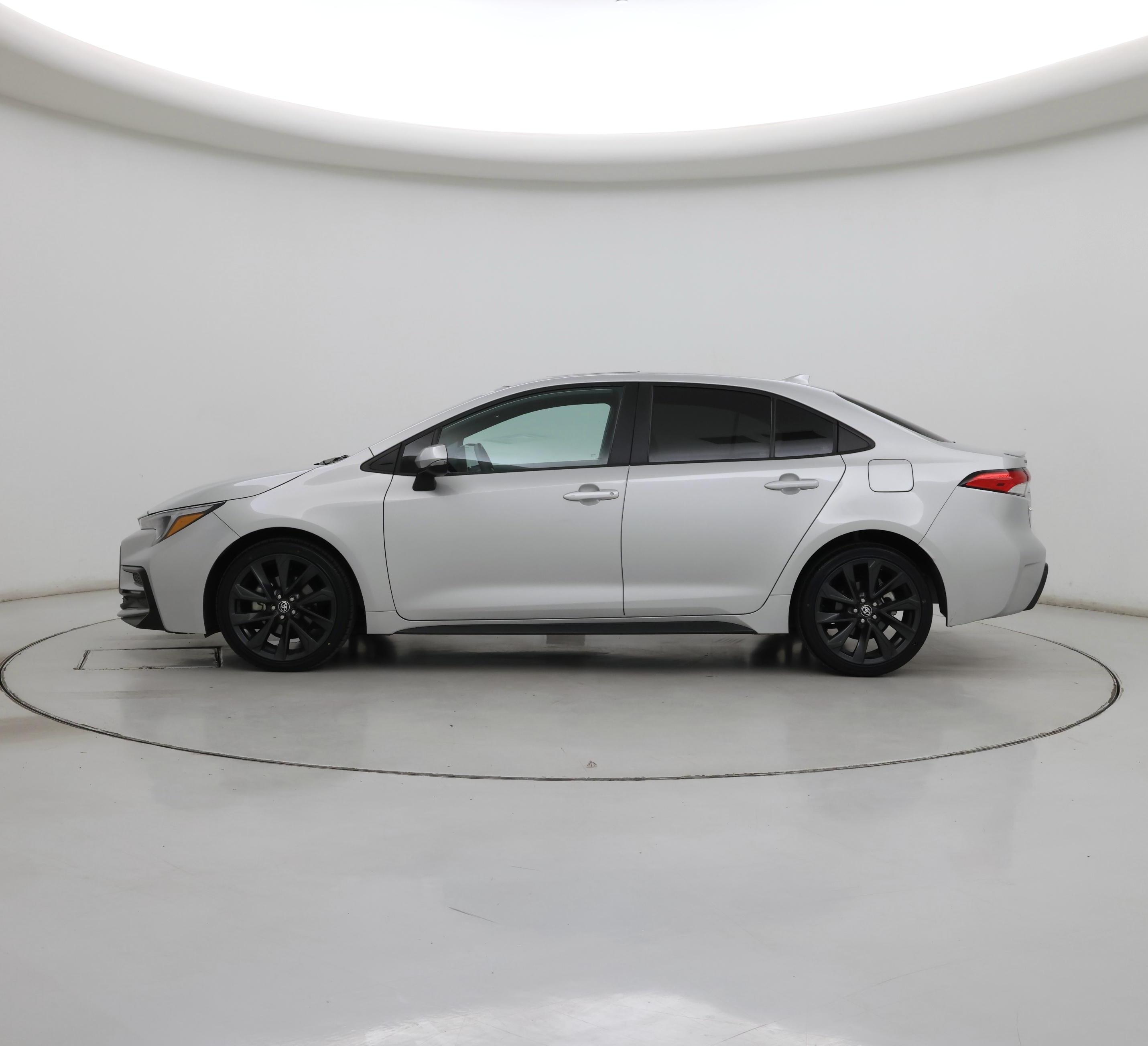 Thumbnail: 2024 Toyota Corolla - 3