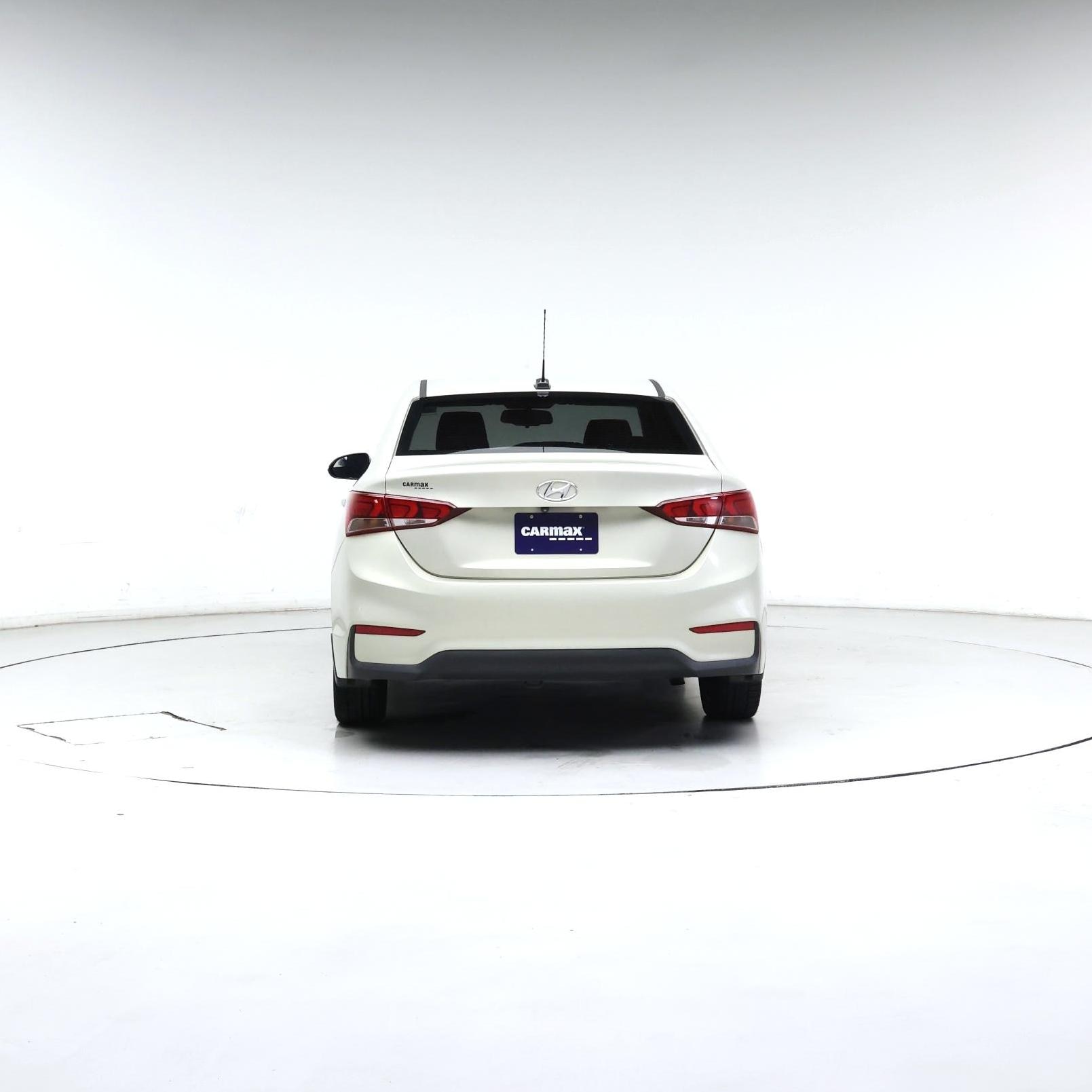 Thumbnail: 2018 Hyundai Accent - 6