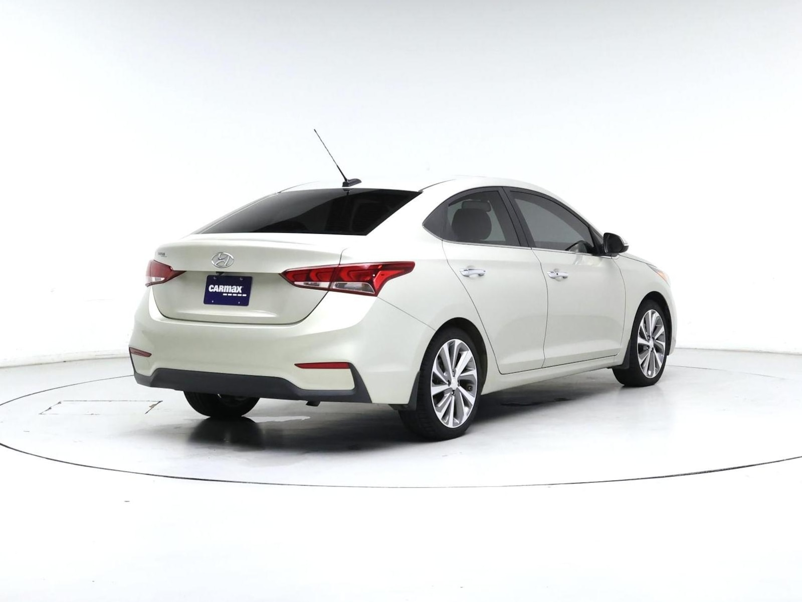 2018 Hyundai Accent Limited - Photo 9