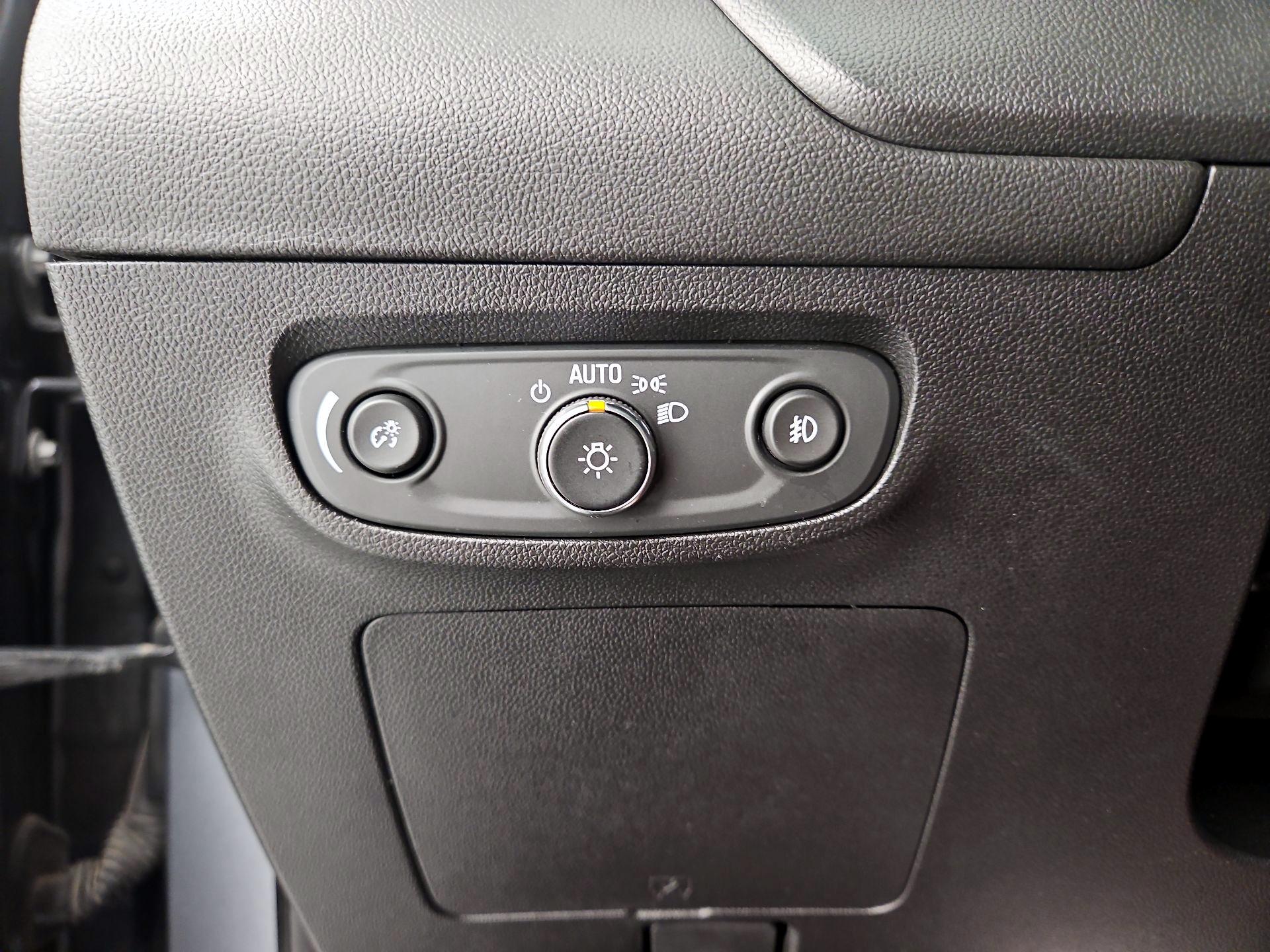 Thumbnail: 2021 Buick Encore GX - 13