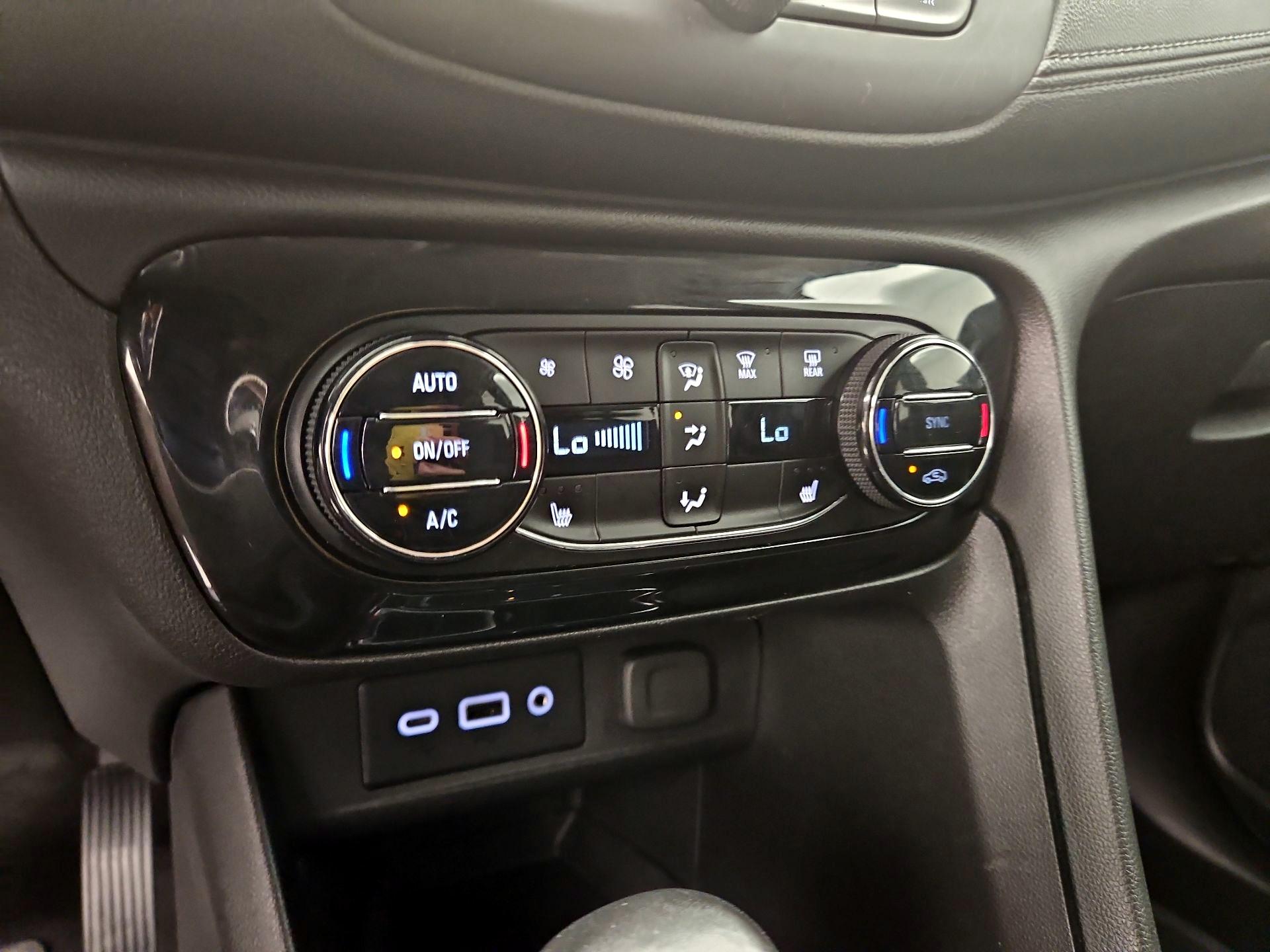 Thumbnail: 2021 Buick Encore GX - 16