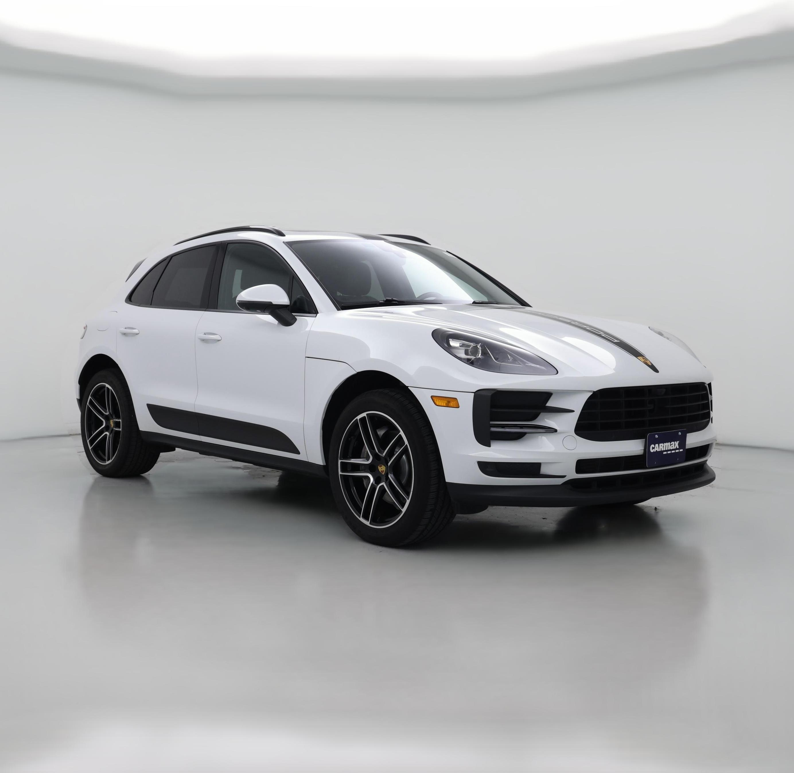 Thumbnail: 2021 Porsche Macan - 1