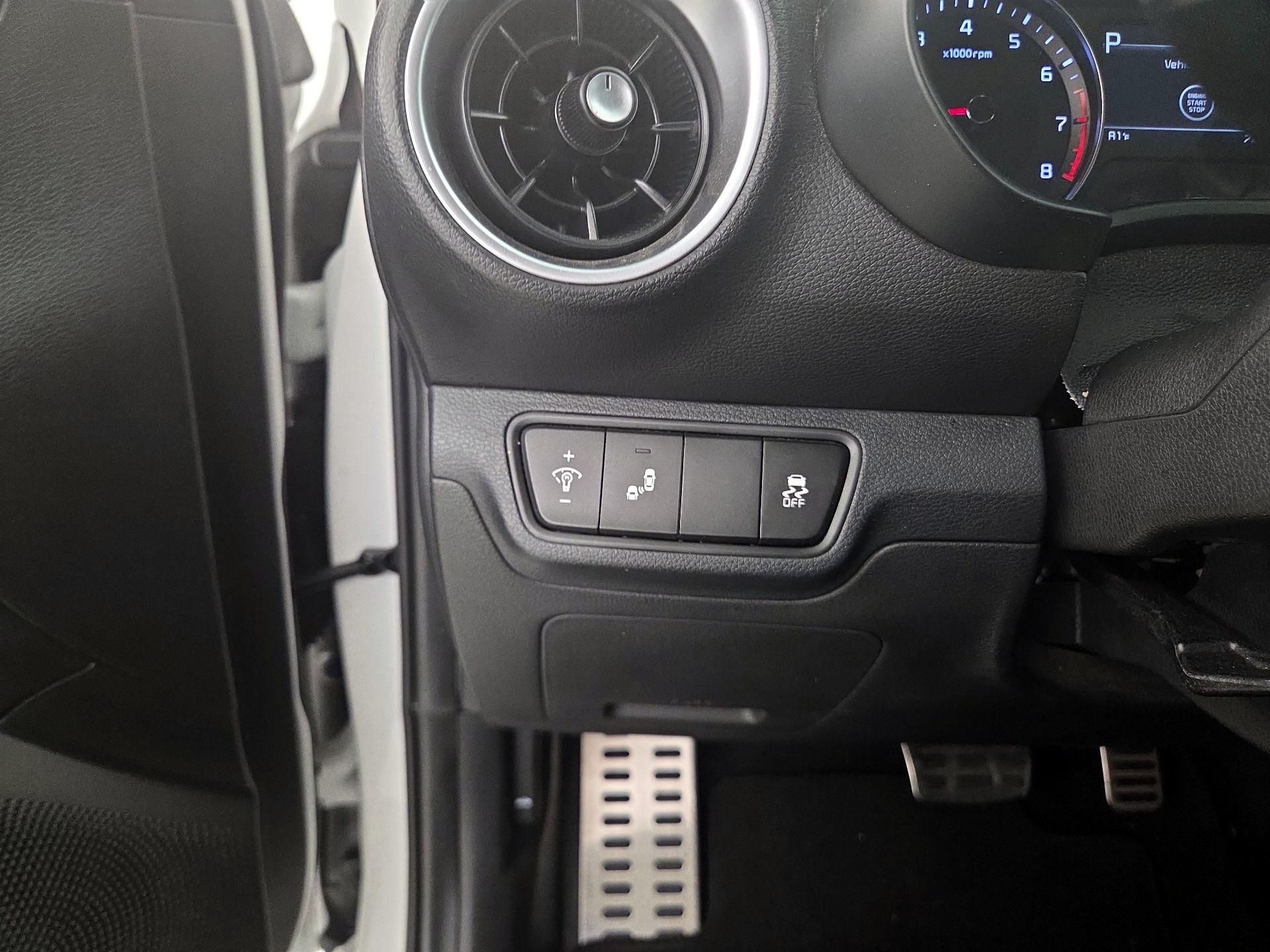 Thumbnail: 2024 Kia Forte - 13