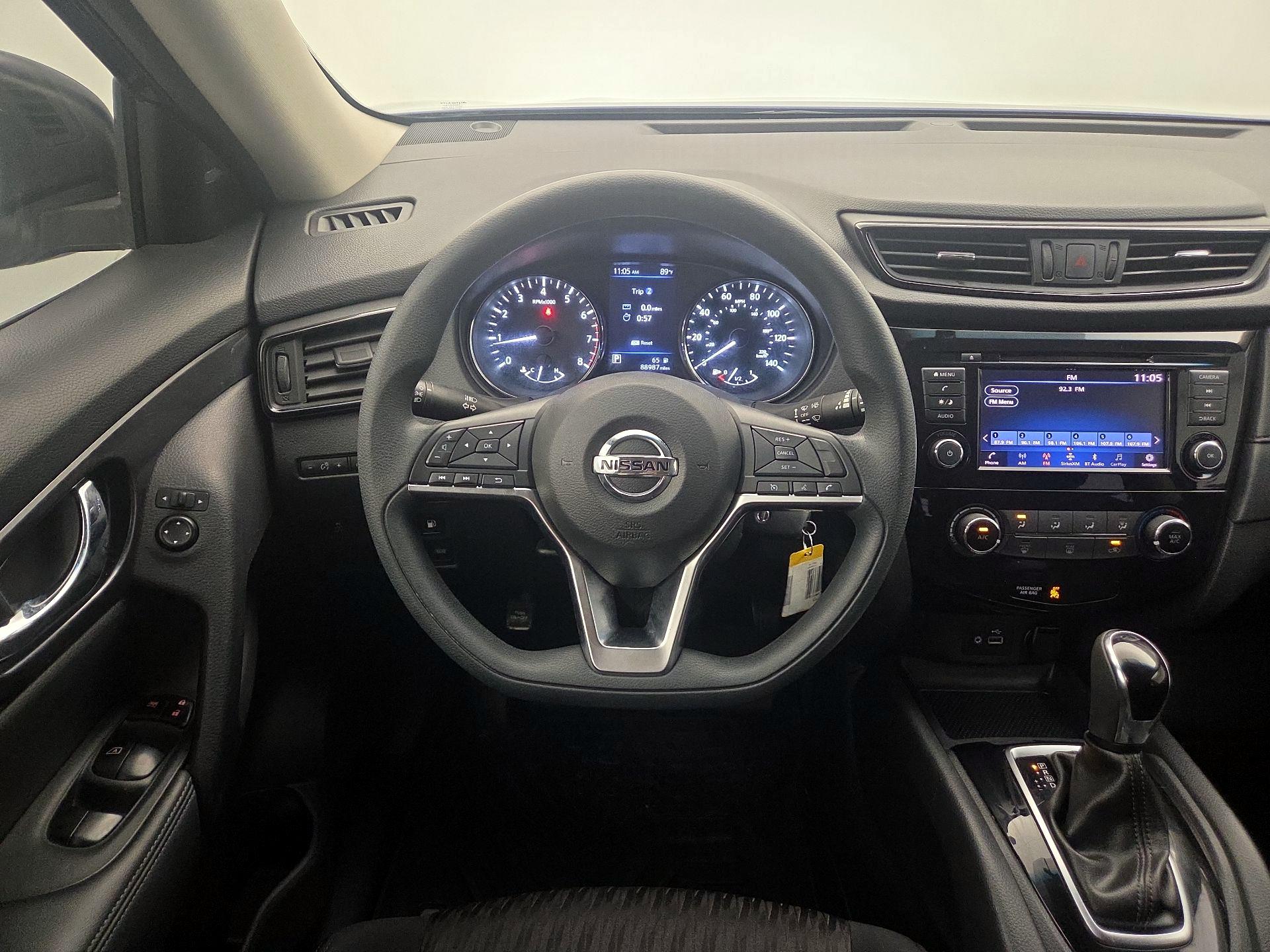 Thumbnail: 2018 Nissan Rogue - 10