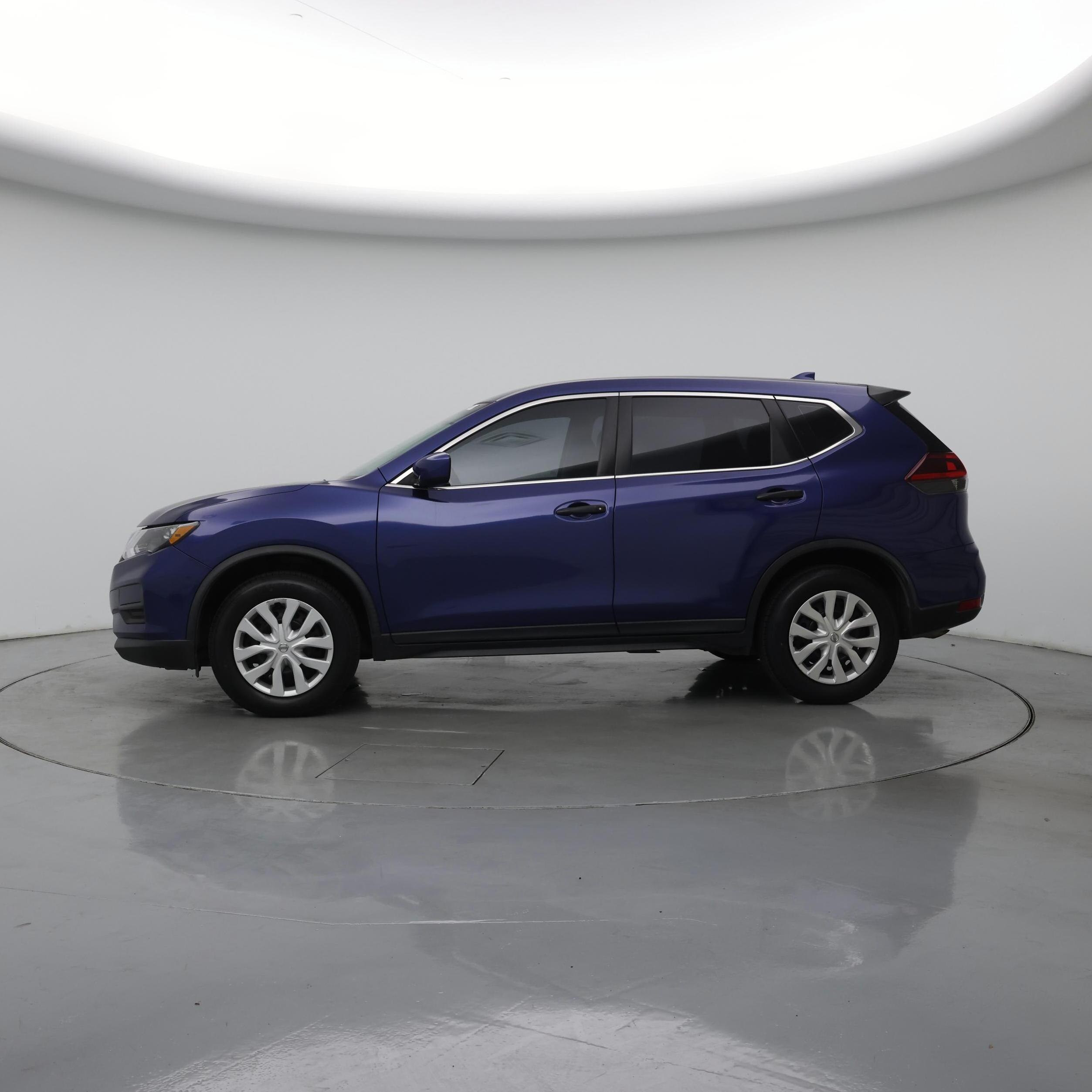 Thumbnail: 2018 Nissan Rogue - 3