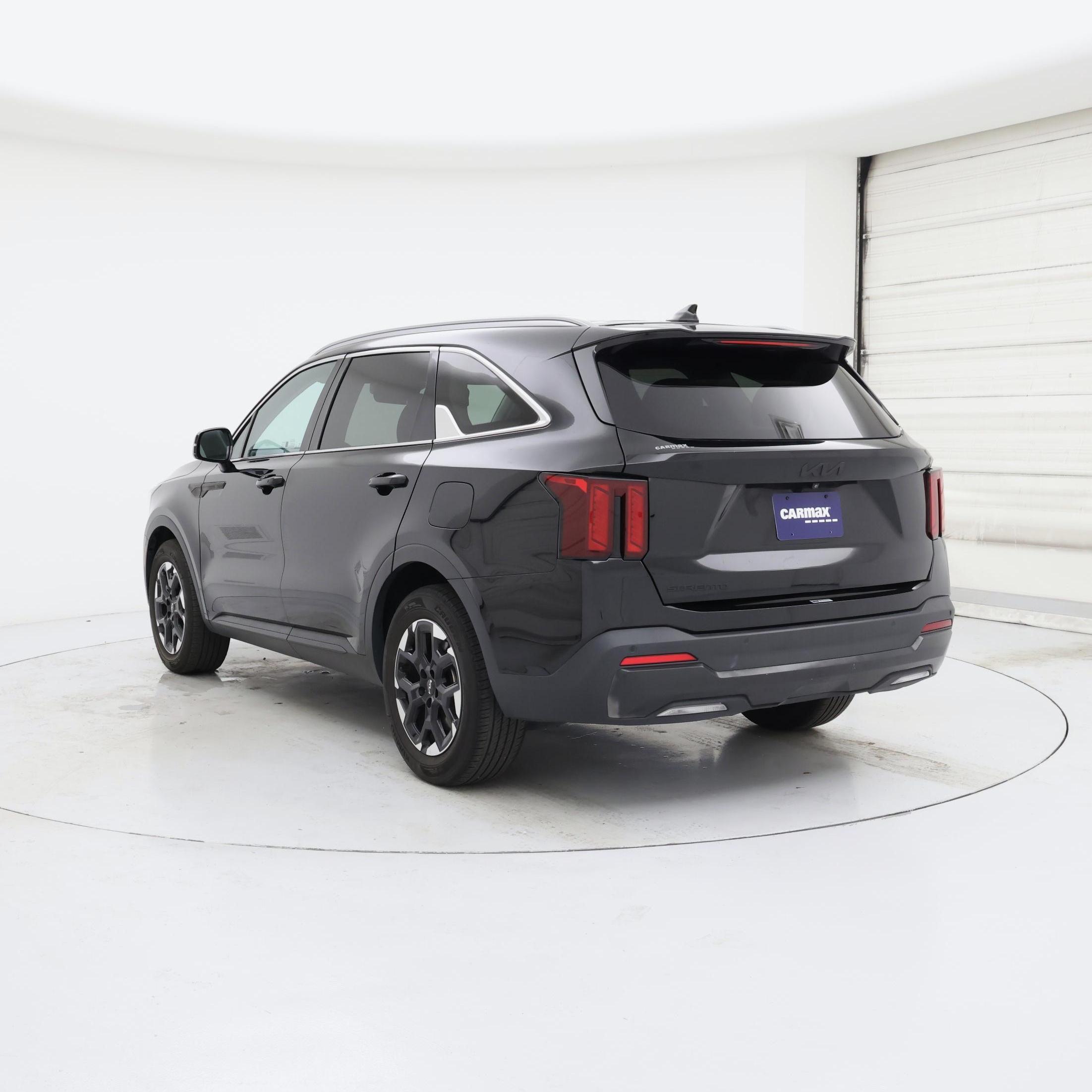Thumbnail: 2024 Kia Sorento - 2