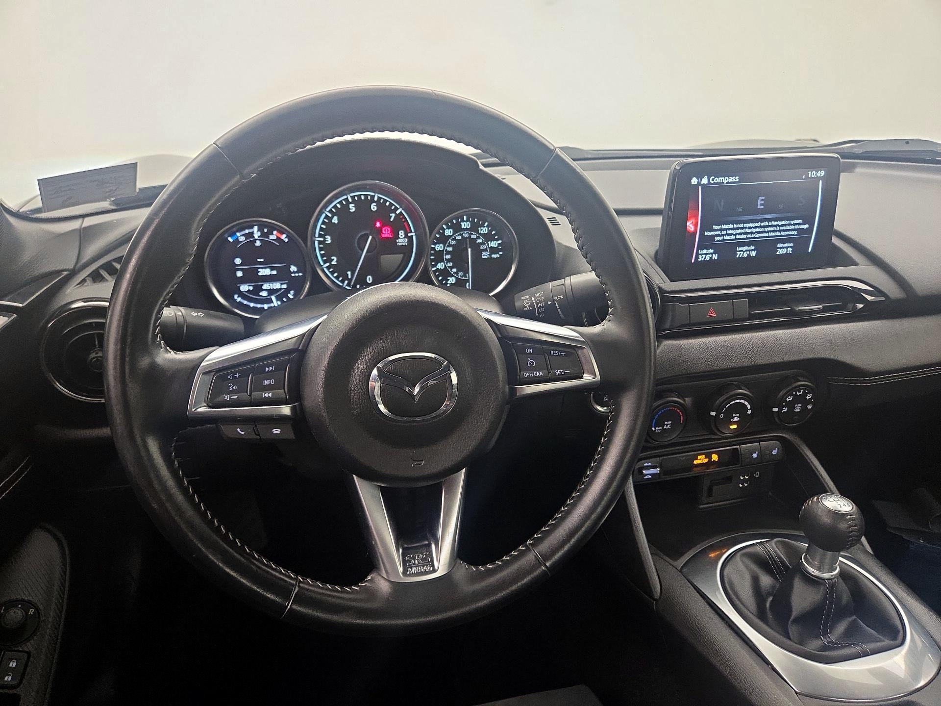 Thumbnail: 2022 Mazda MX-5 Miata - 10