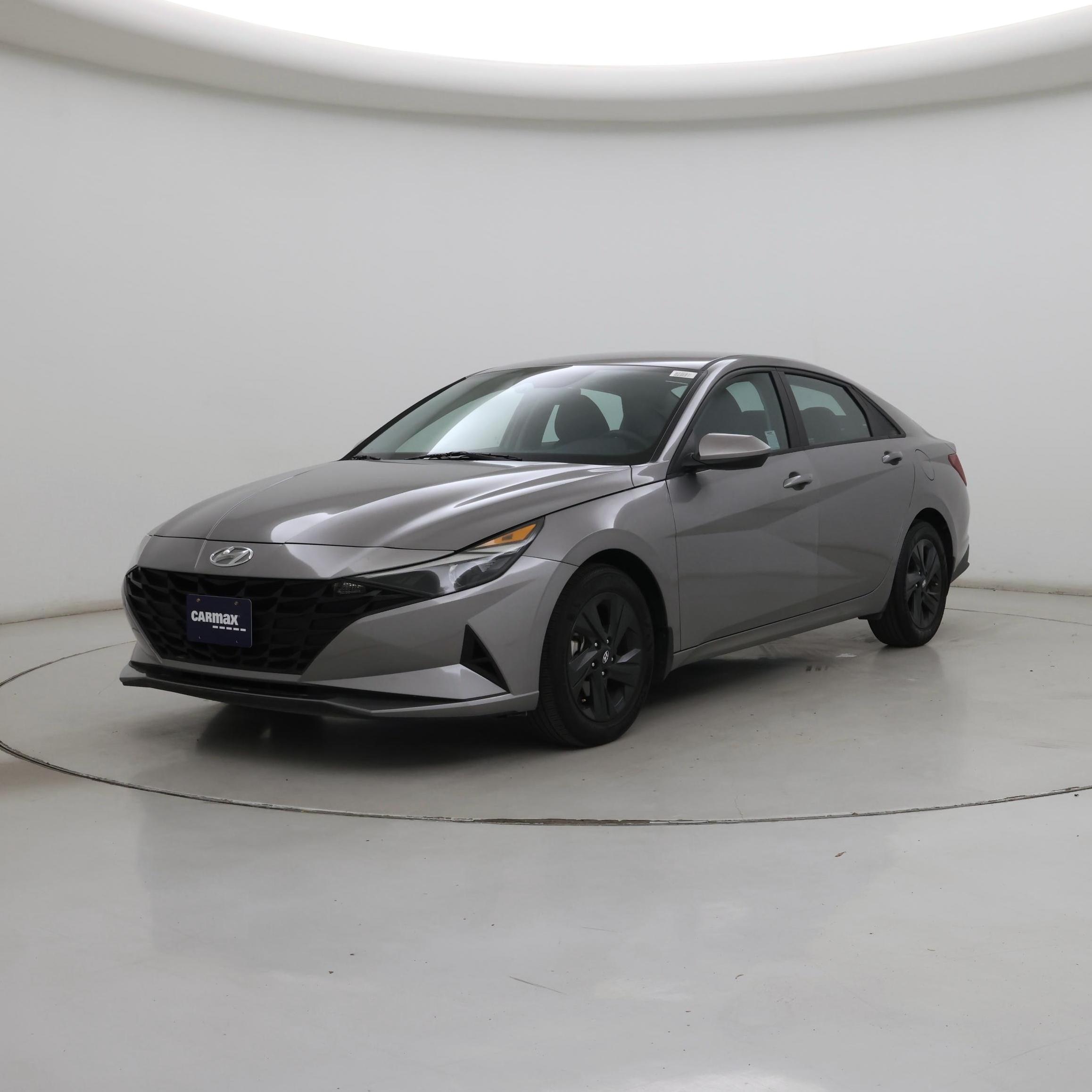 Thumbnail: 2023 Hyundai Elantra - 4