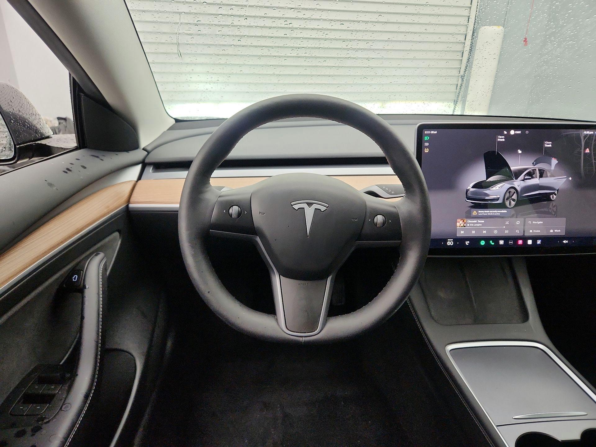 Thumbnail: 2023 Tesla Model 3 - 10