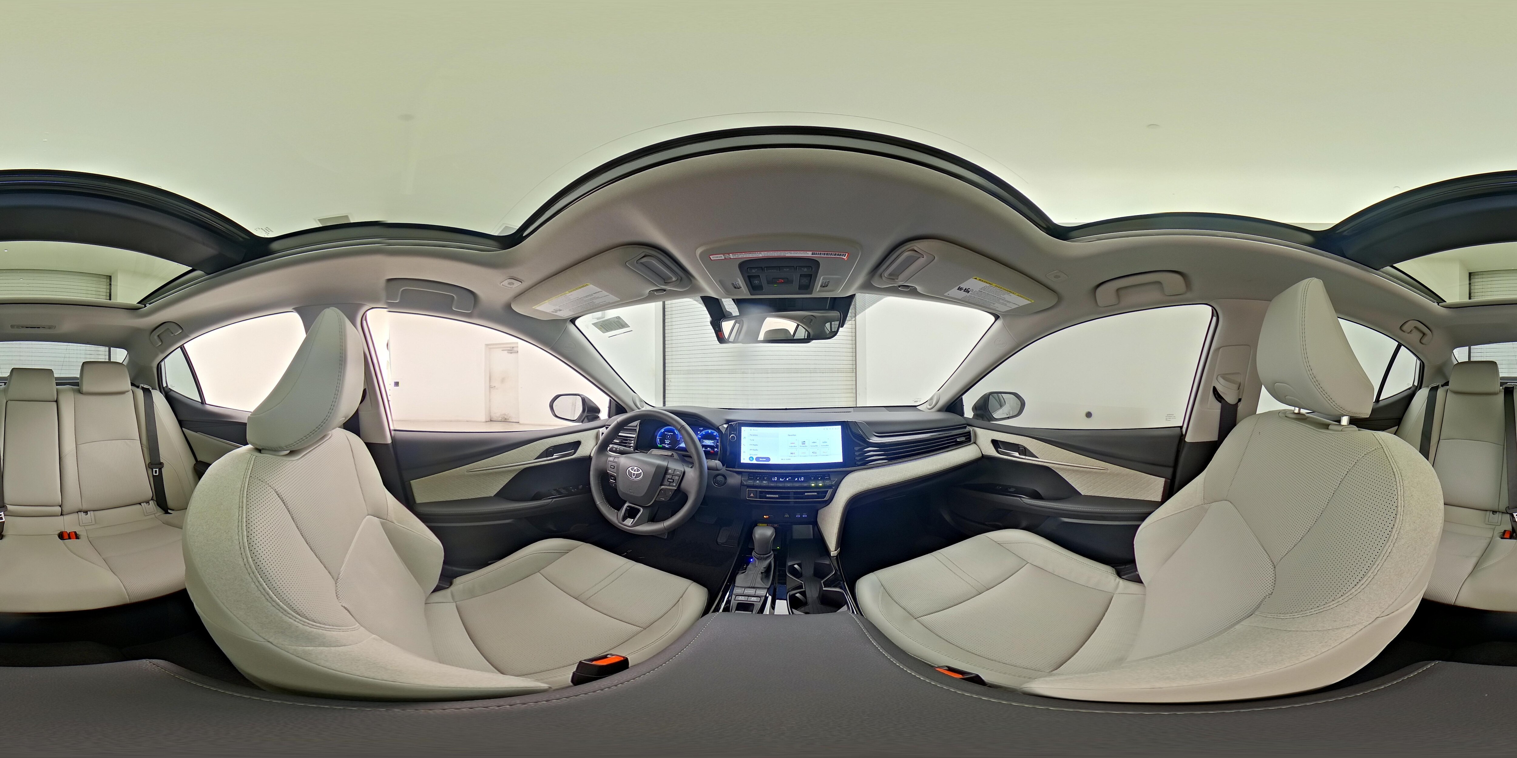 2025 Toyota Camry XLE - Photo 25