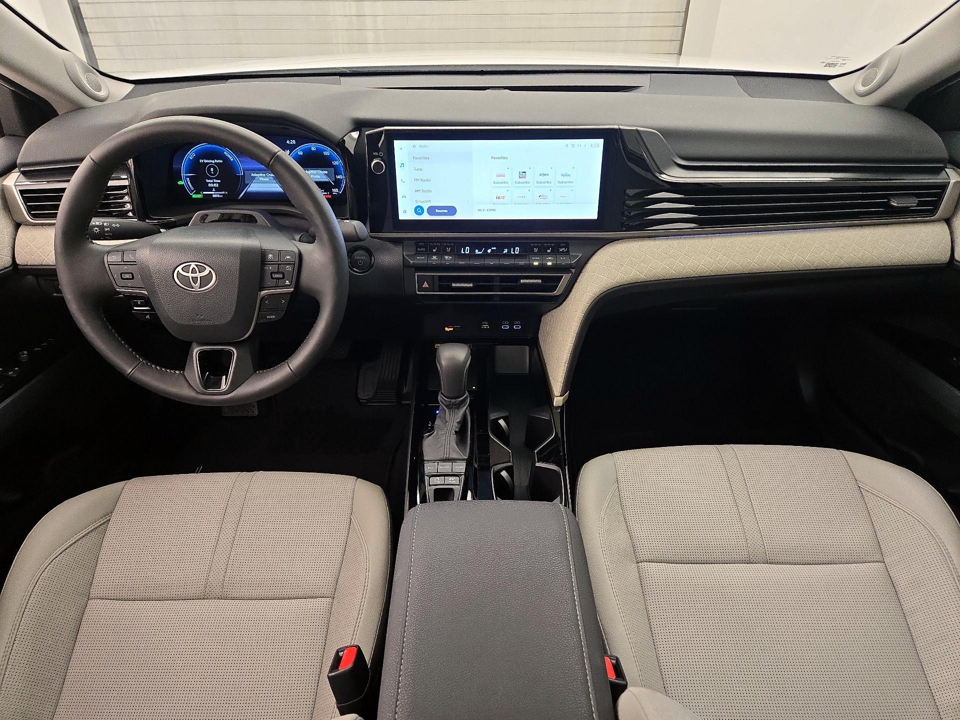 Thumbnail: 2025 Toyota Camry - 9
