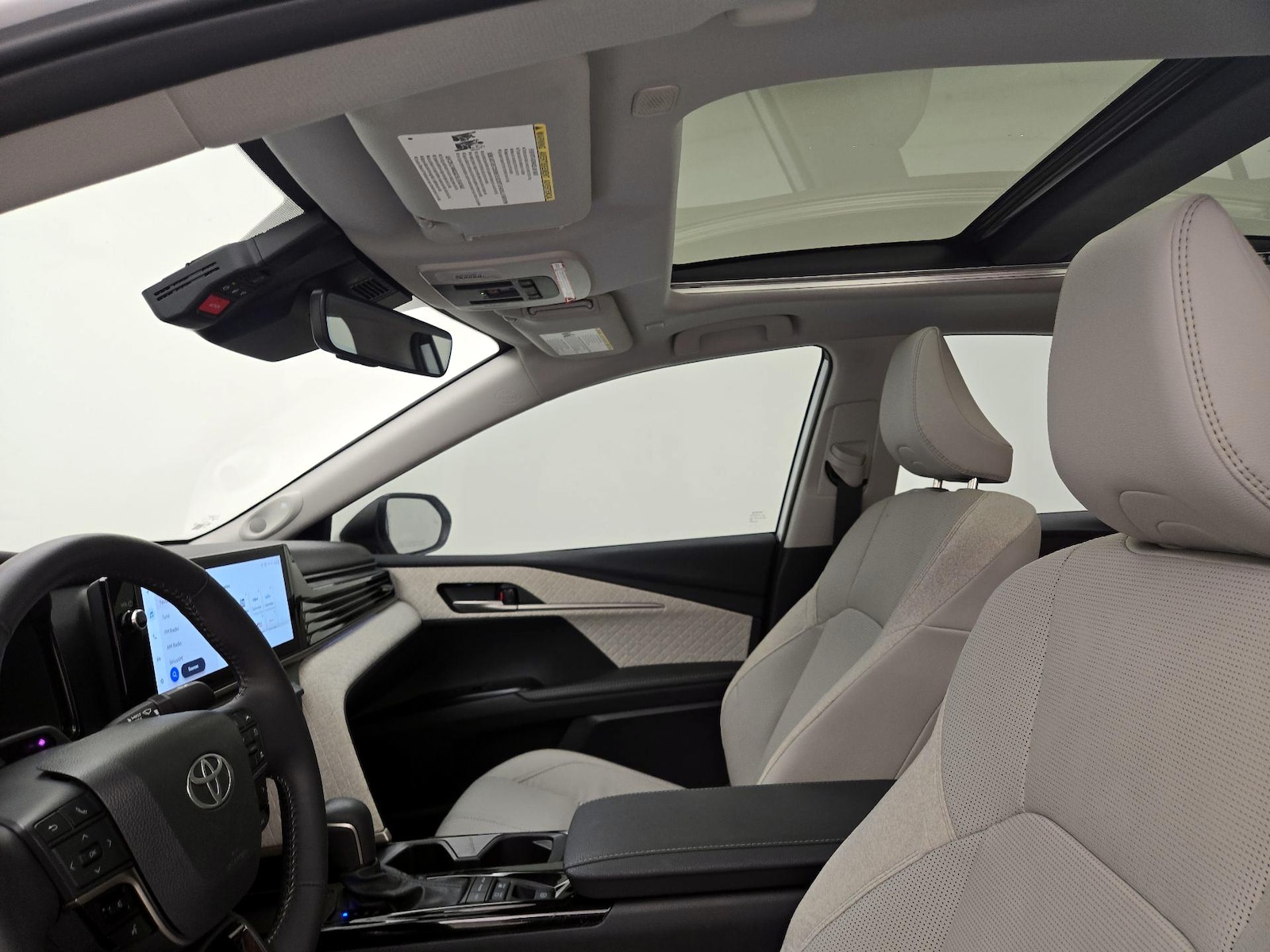 2025 Toyota Camry XLE - Photo 20