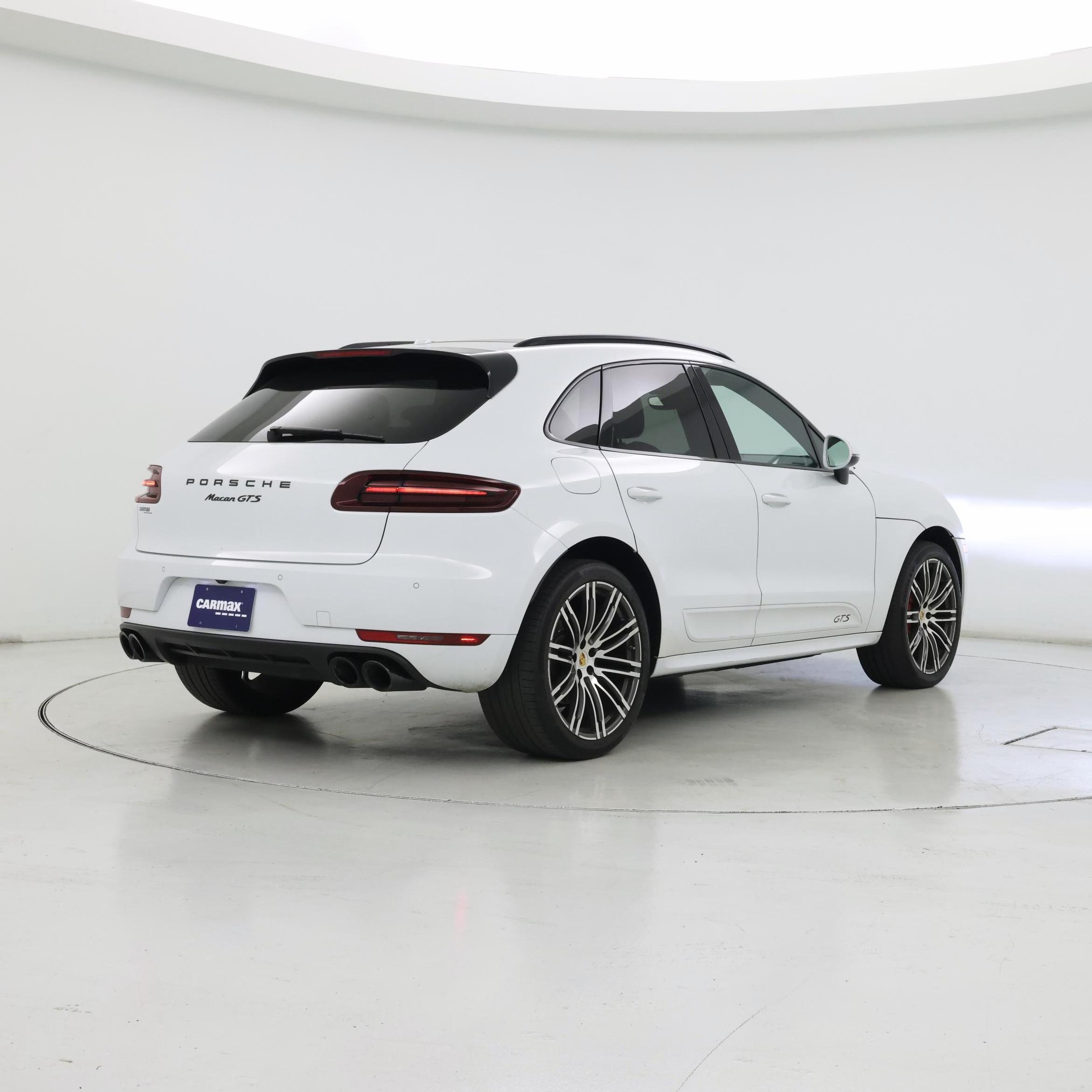 Thumbnail: 2018 Porsche Macan - 8