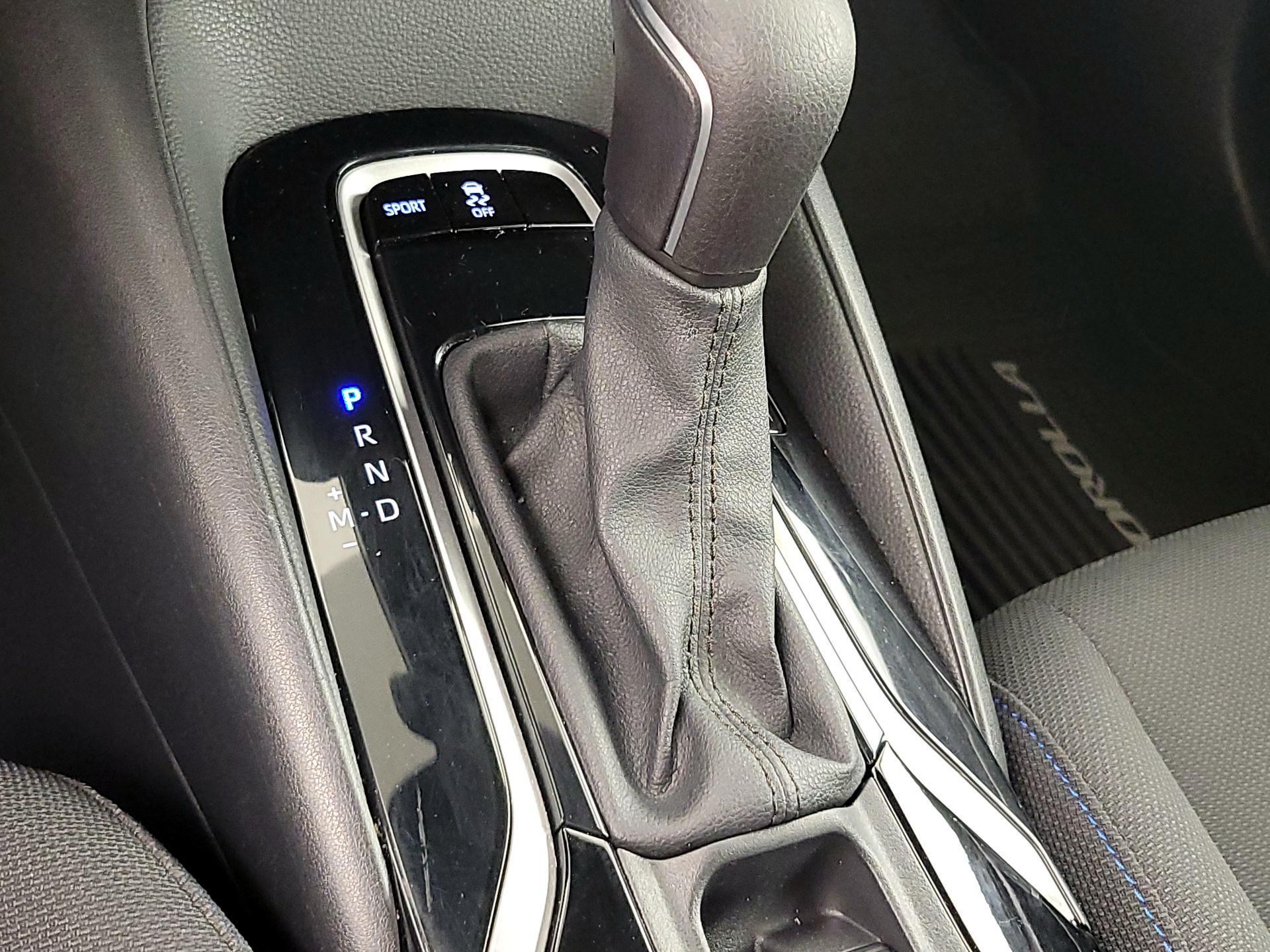 Thumbnail: 2021 Toyota Corolla - 17