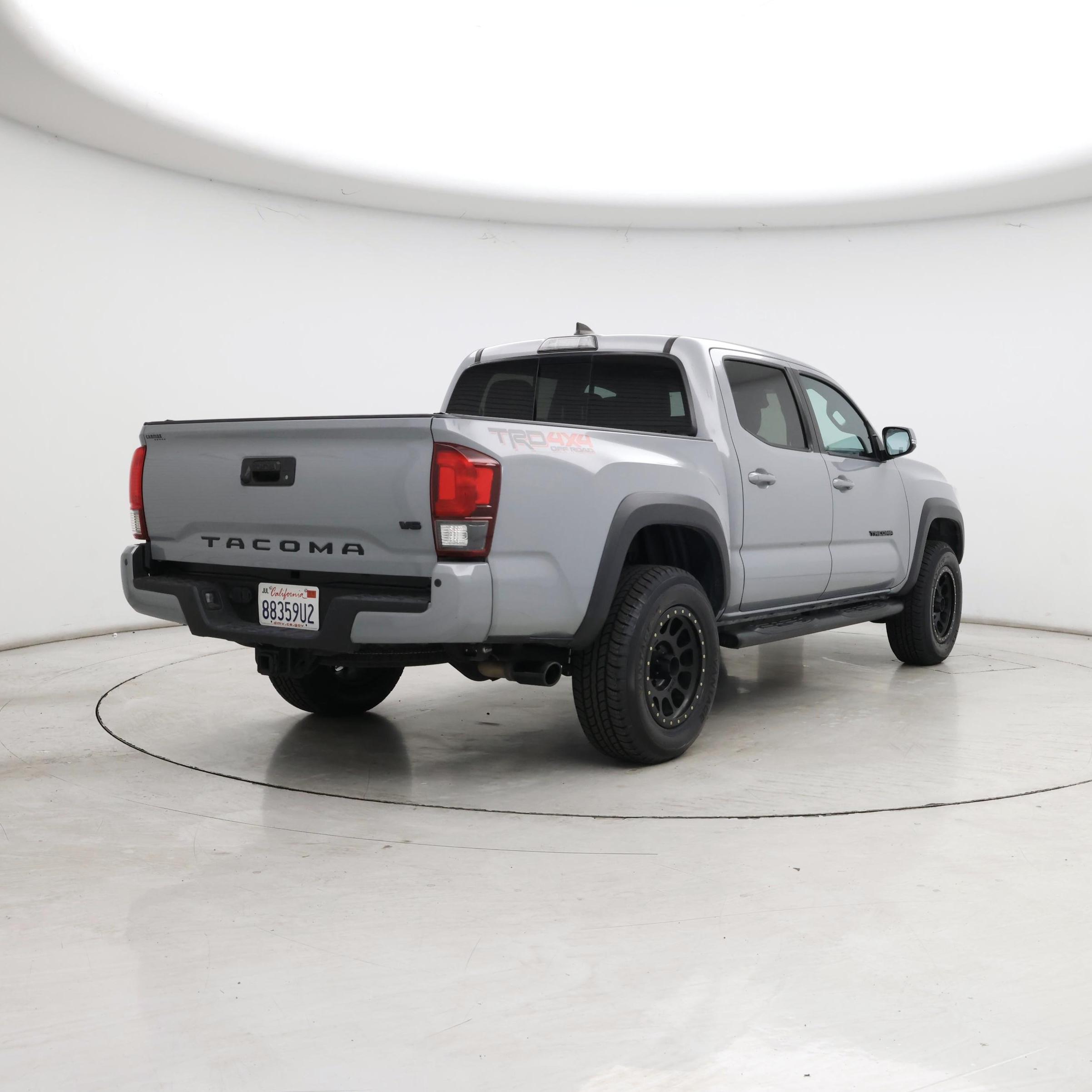 Thumbnail: 2019 Toyota Tacoma - 8