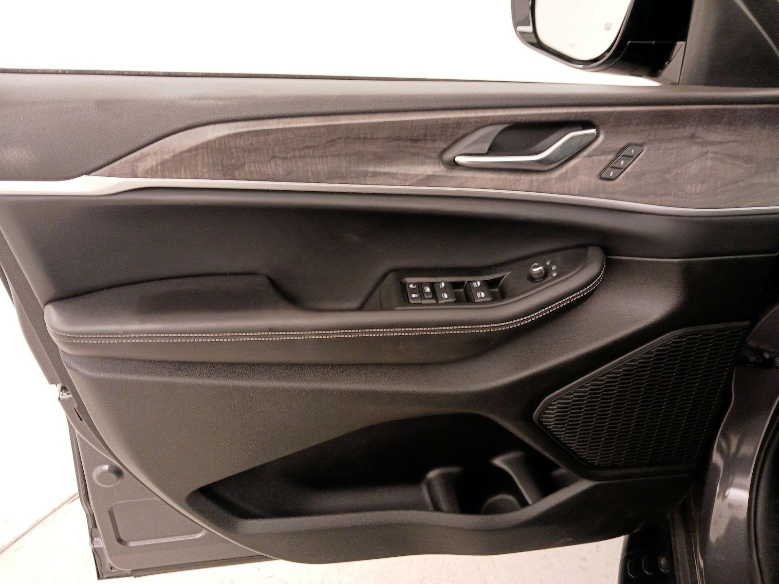 2025 Jeep Grand Cherokee Limited - Photo 13