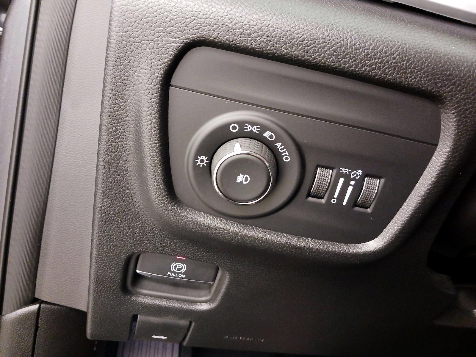 2025 Jeep Grand Cherokee Limited - Photo 14