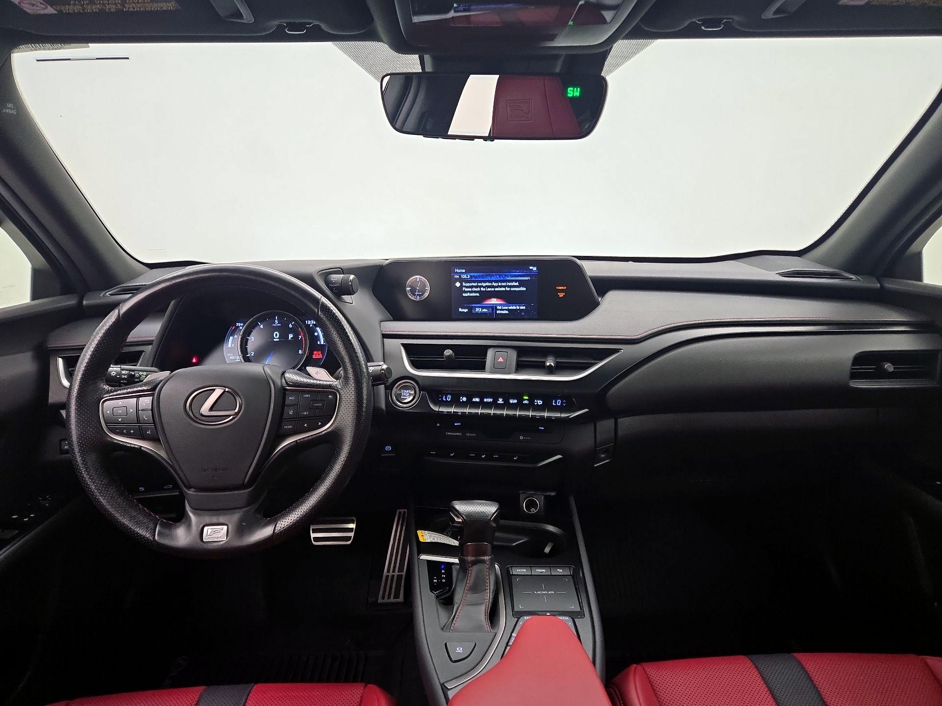 Thumbnail: 2019 Lexus UX - 9