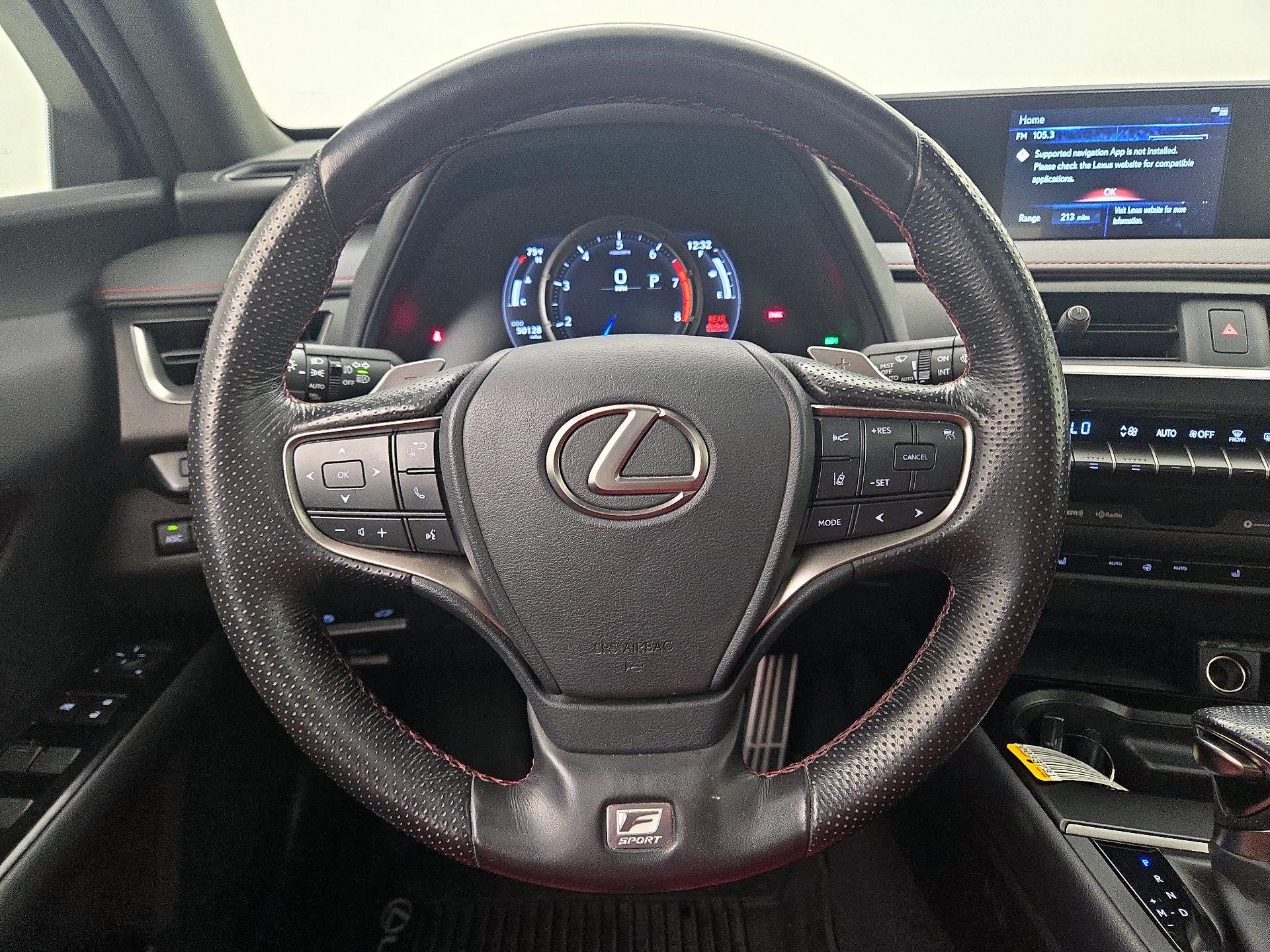 Thumbnail: 2019 Lexus UX - 10