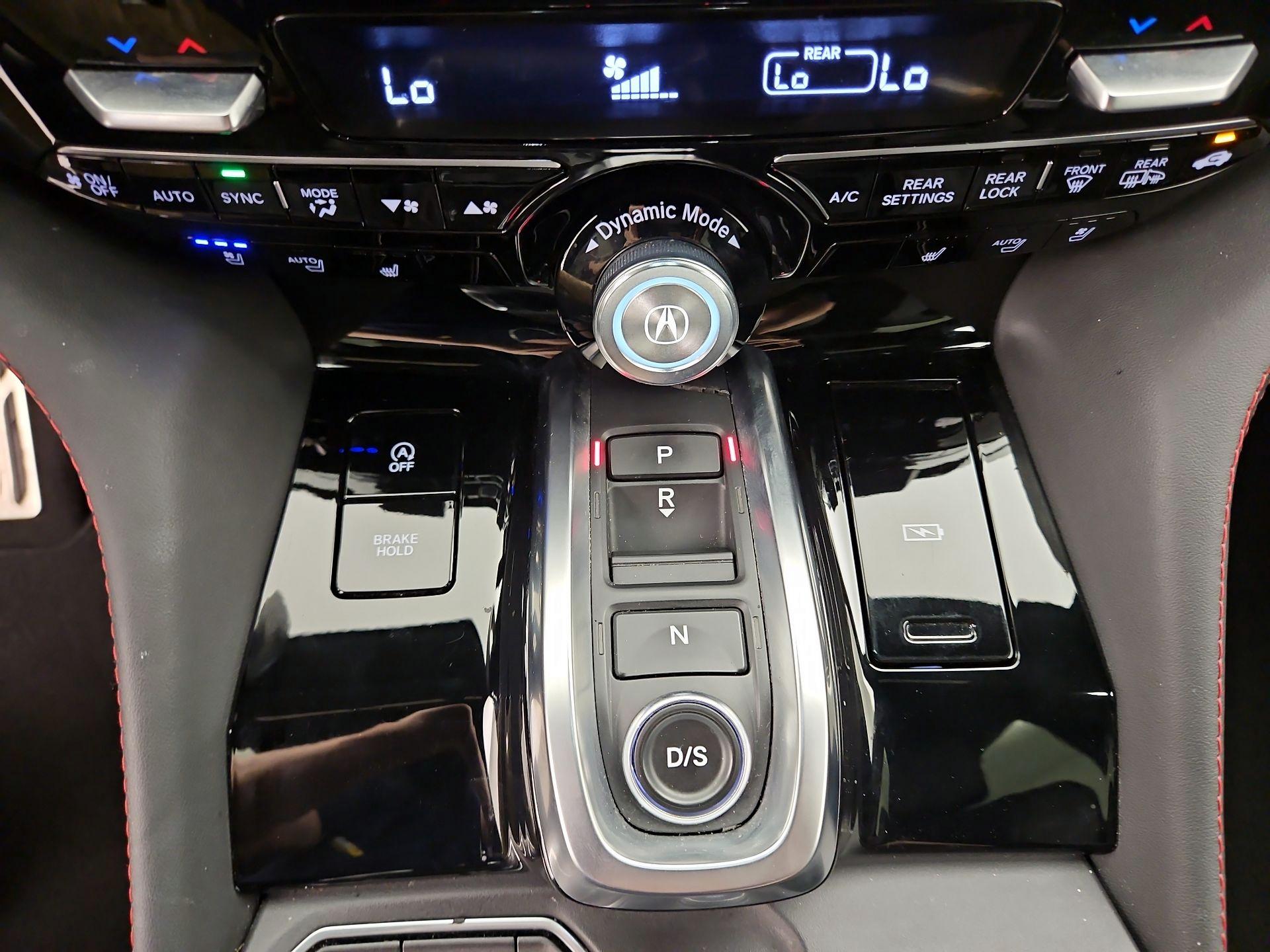 Thumbnail: 2022 Acura MDX - 18
