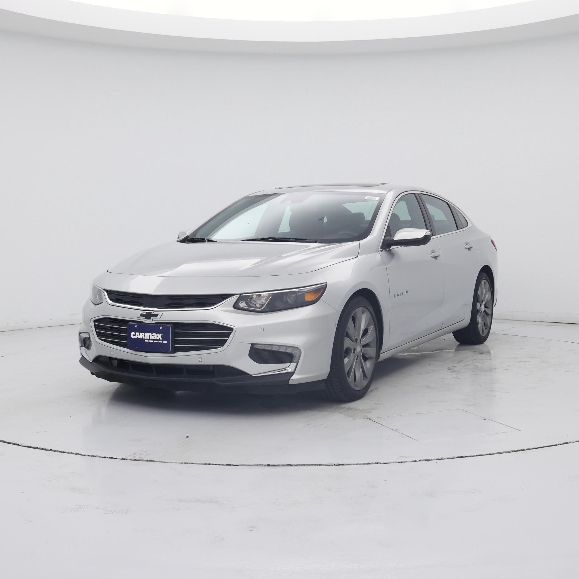Thumbnail: 2017 Chevrolet Malibu - 4
