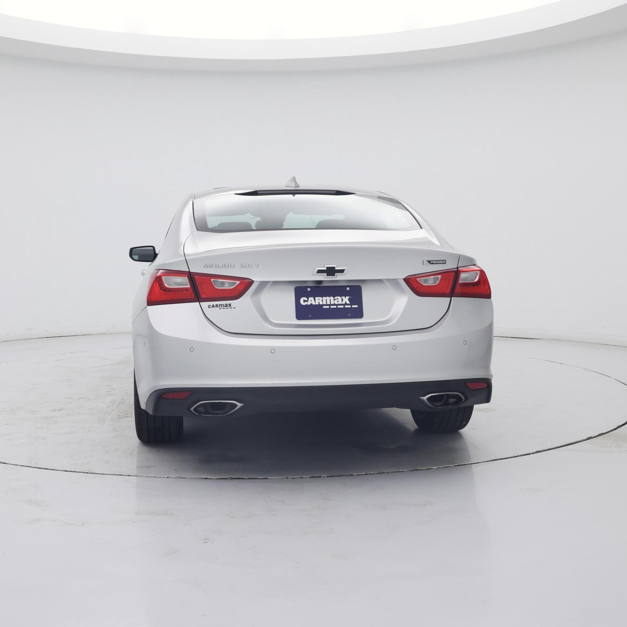 Thumbnail: 2017 Chevrolet Malibu - 6