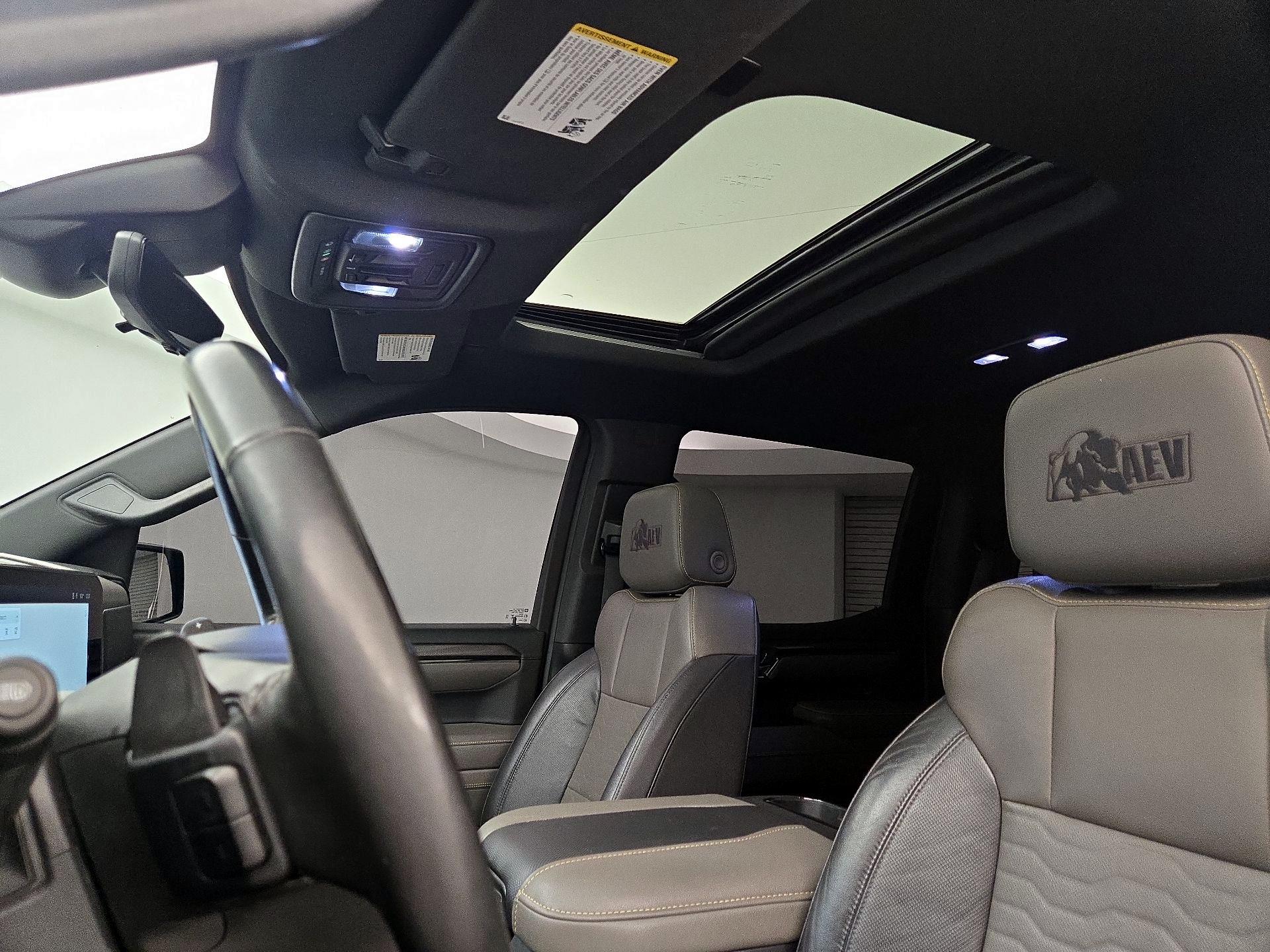Thumbnail: 2024 Chevrolet Silverado 1500 - 20