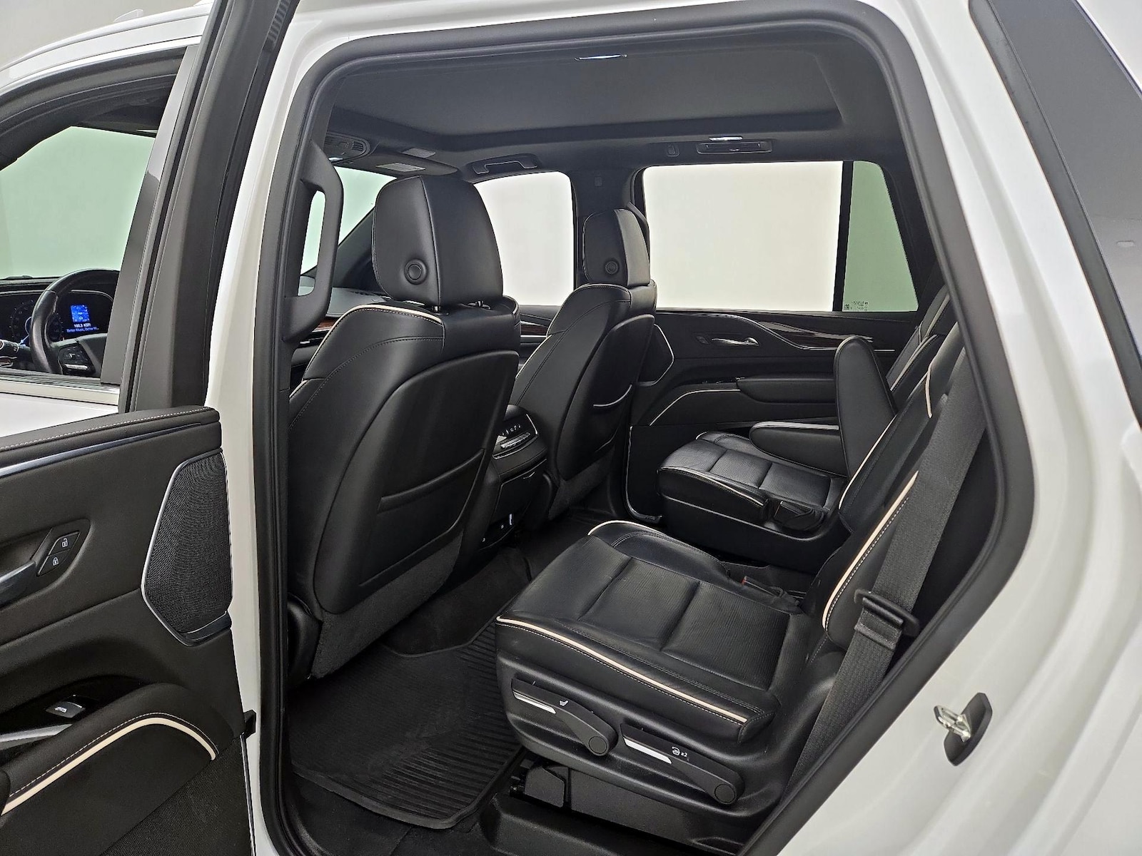 2022 Cadillac Escalade Premium Luxury - Photo 22