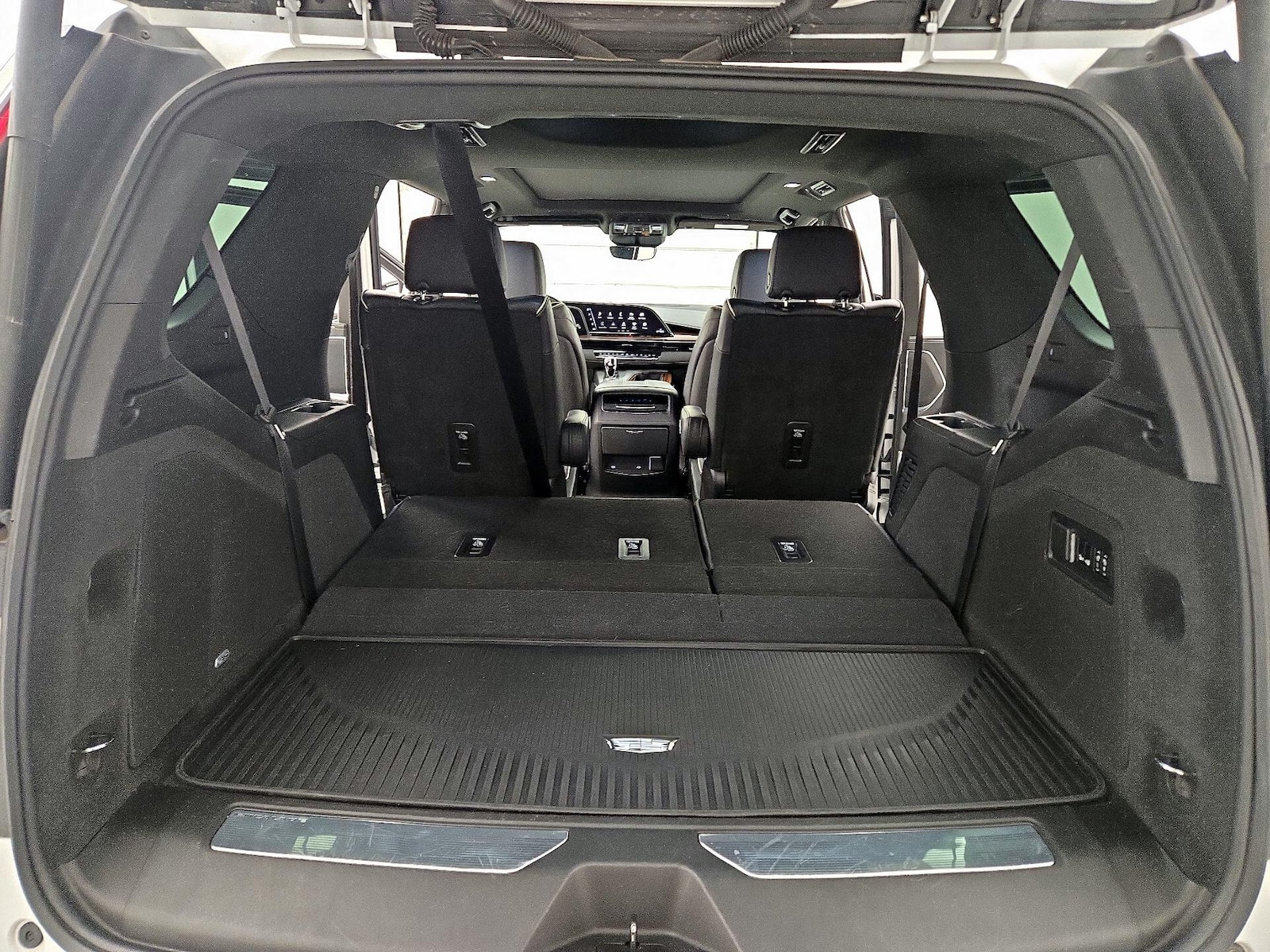 2022 Cadillac Escalade Premium Luxury - Photo 25