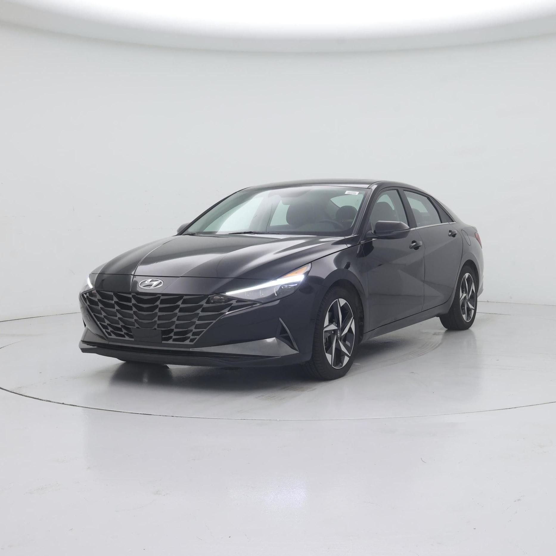 Thumbnail: 2023 Hyundai Elantra - 4