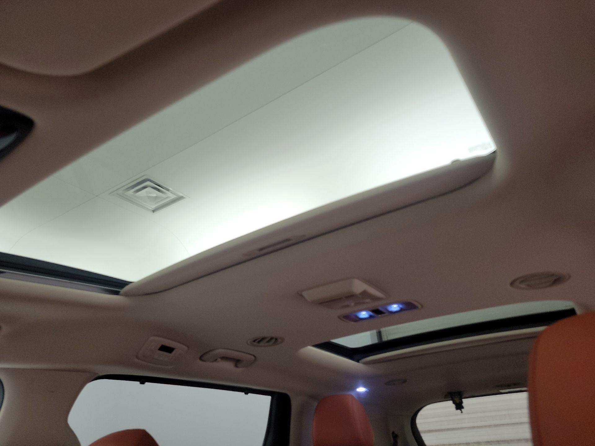 Thumbnail: 2024 Kia Carnival - 20