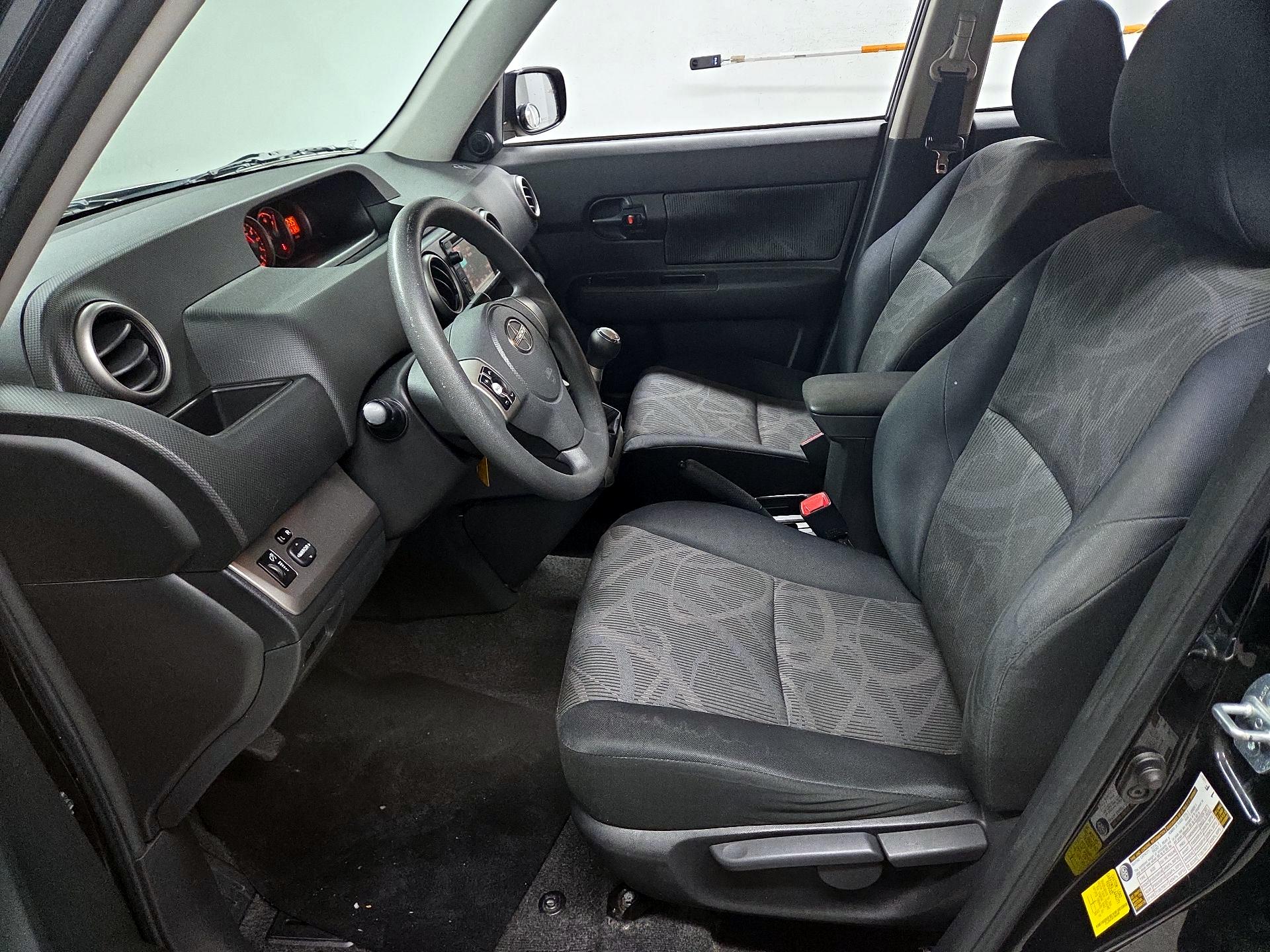 Thumbnail: 2015 Scion xB - 9
