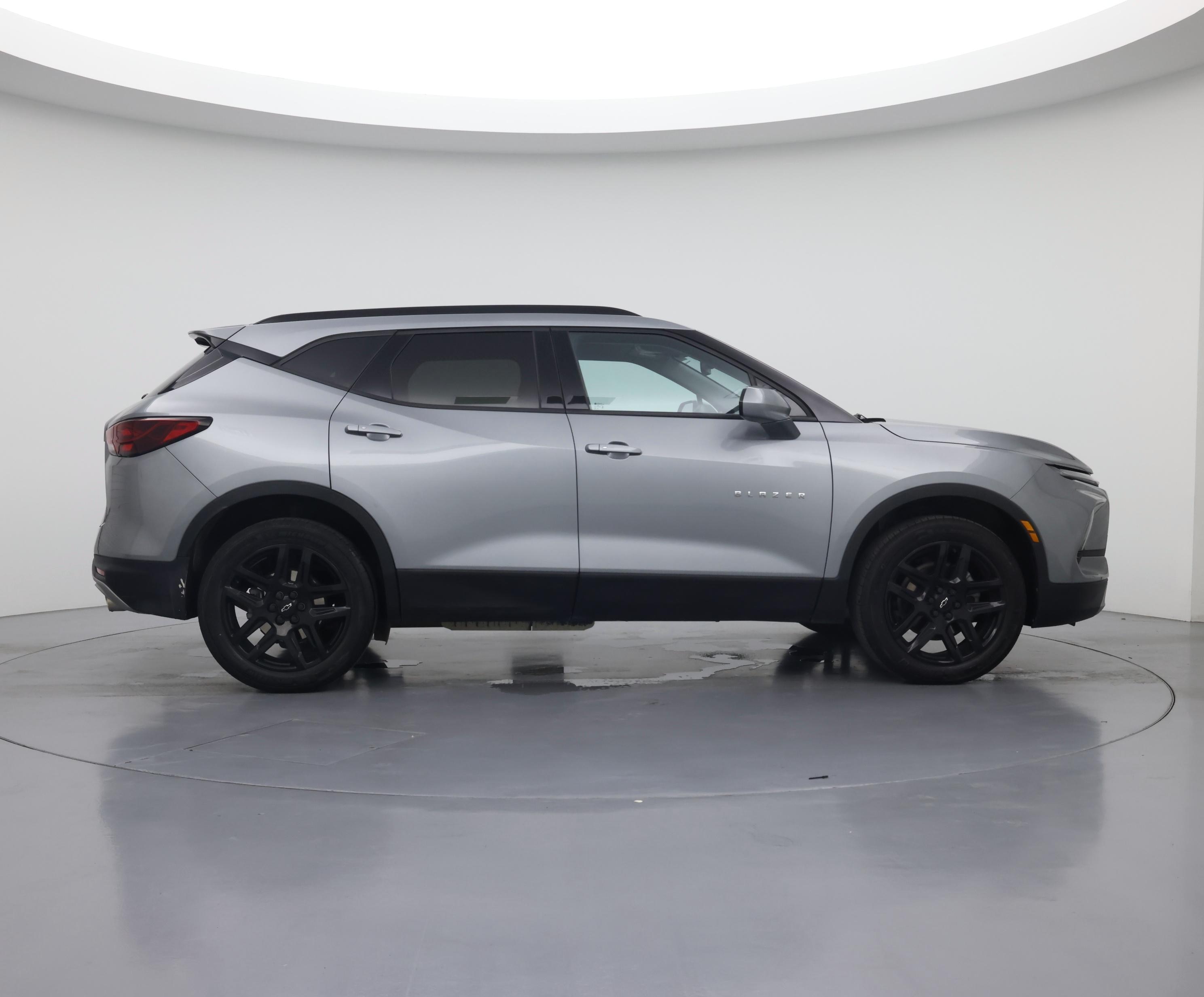 Thumbnail: 2023 Chevrolet Blazer - 7