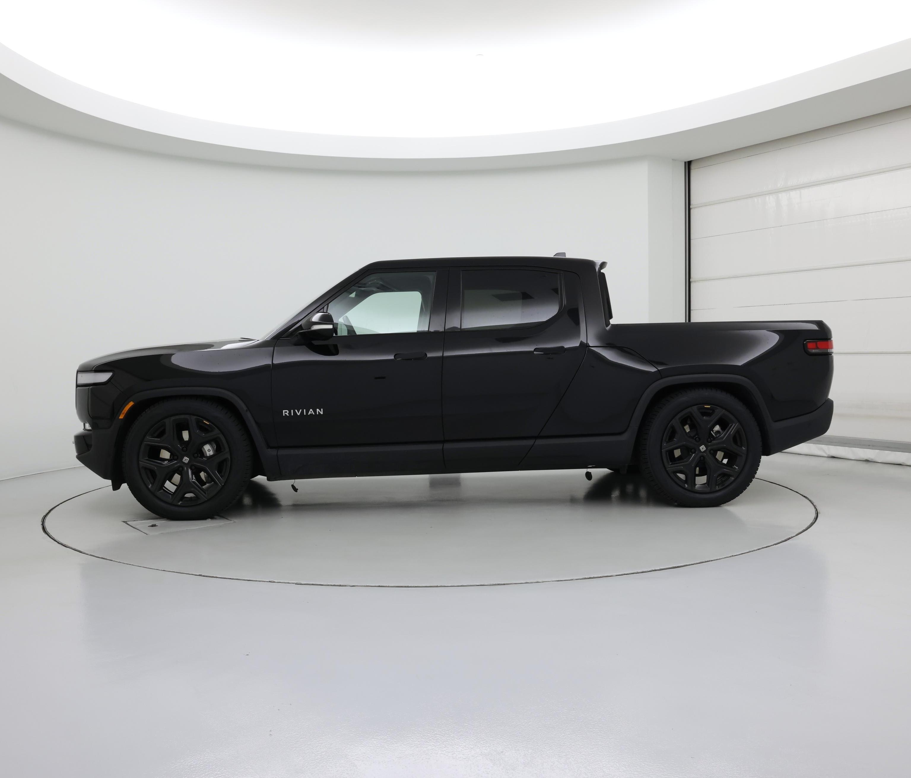 Thumbnail: 2023 Rivian R1T - 3
