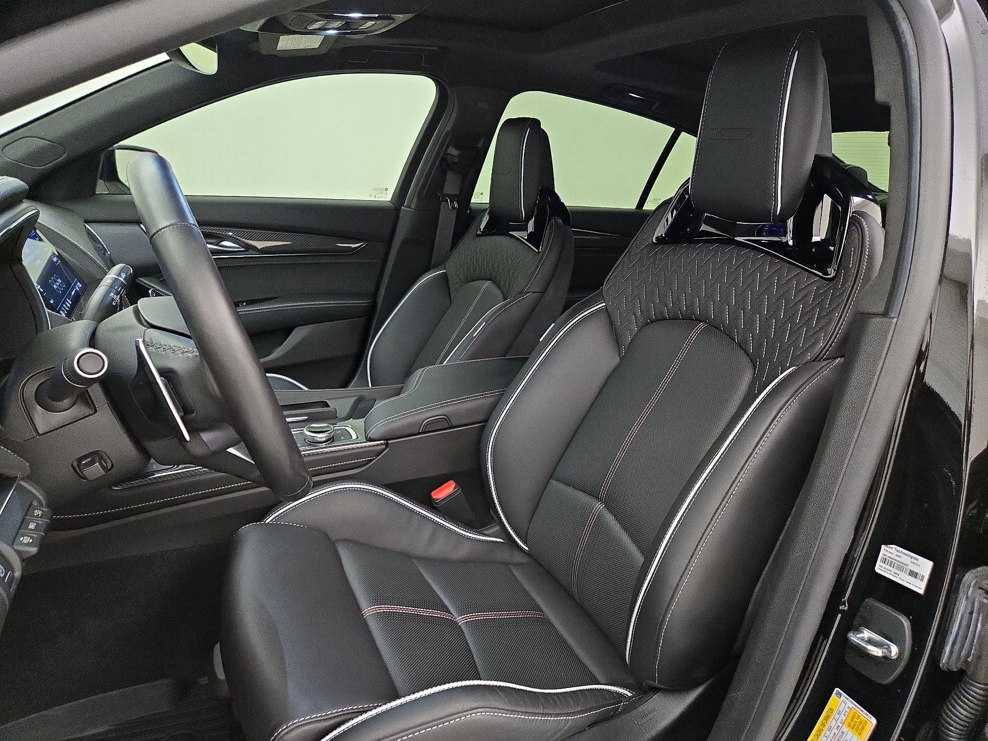 Thumbnail: 2024 Cadillac CT5 - 11