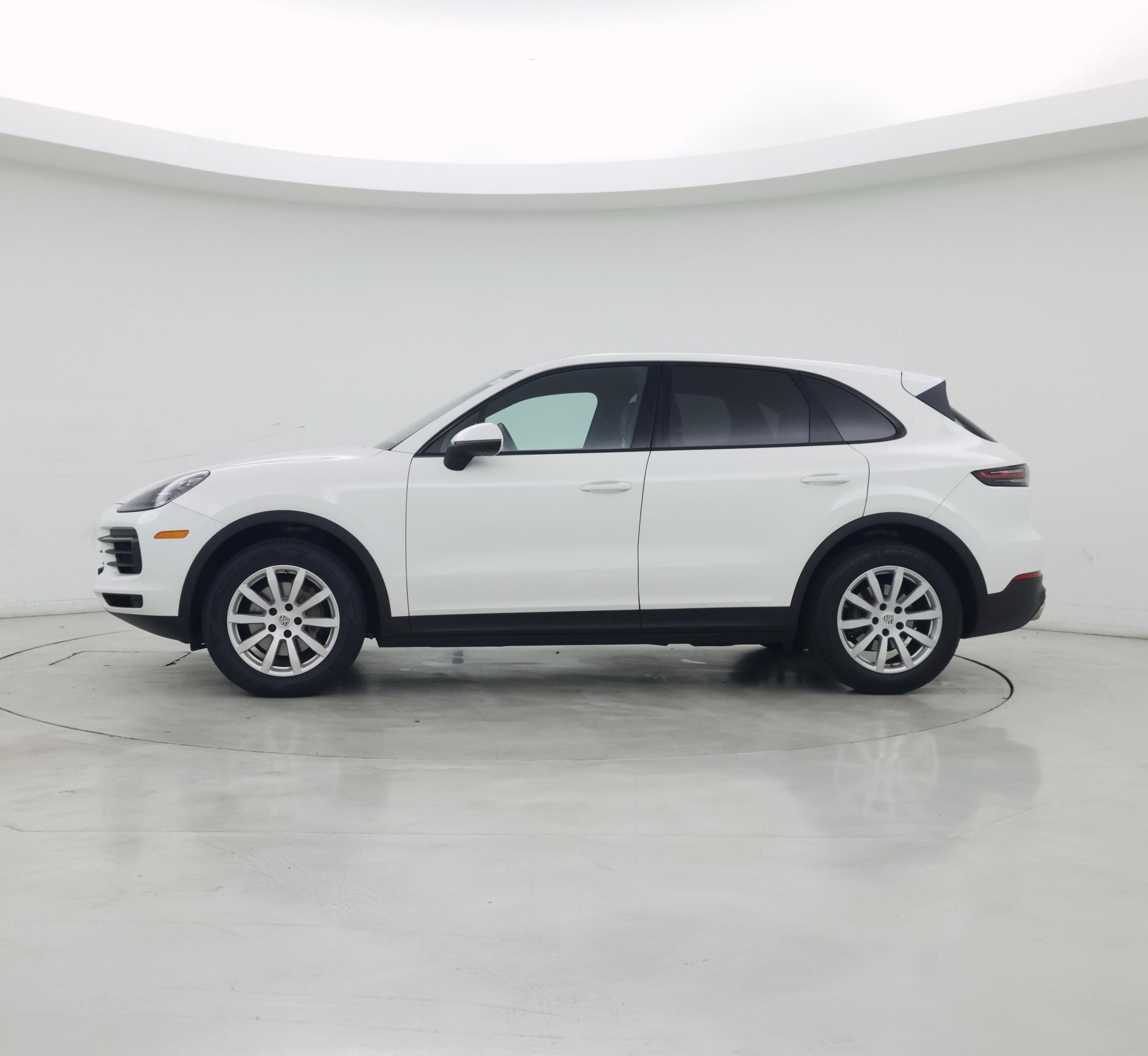 Thumbnail: 2019 Porsche Cayenne - 3
