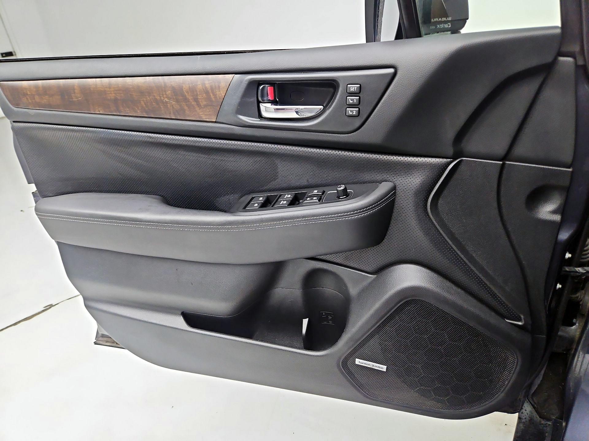 Thumbnail: 2015 Subaru Outback - 12